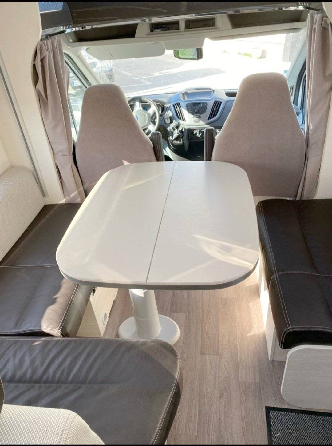 Challenger Transit 2,0 l 170 ch