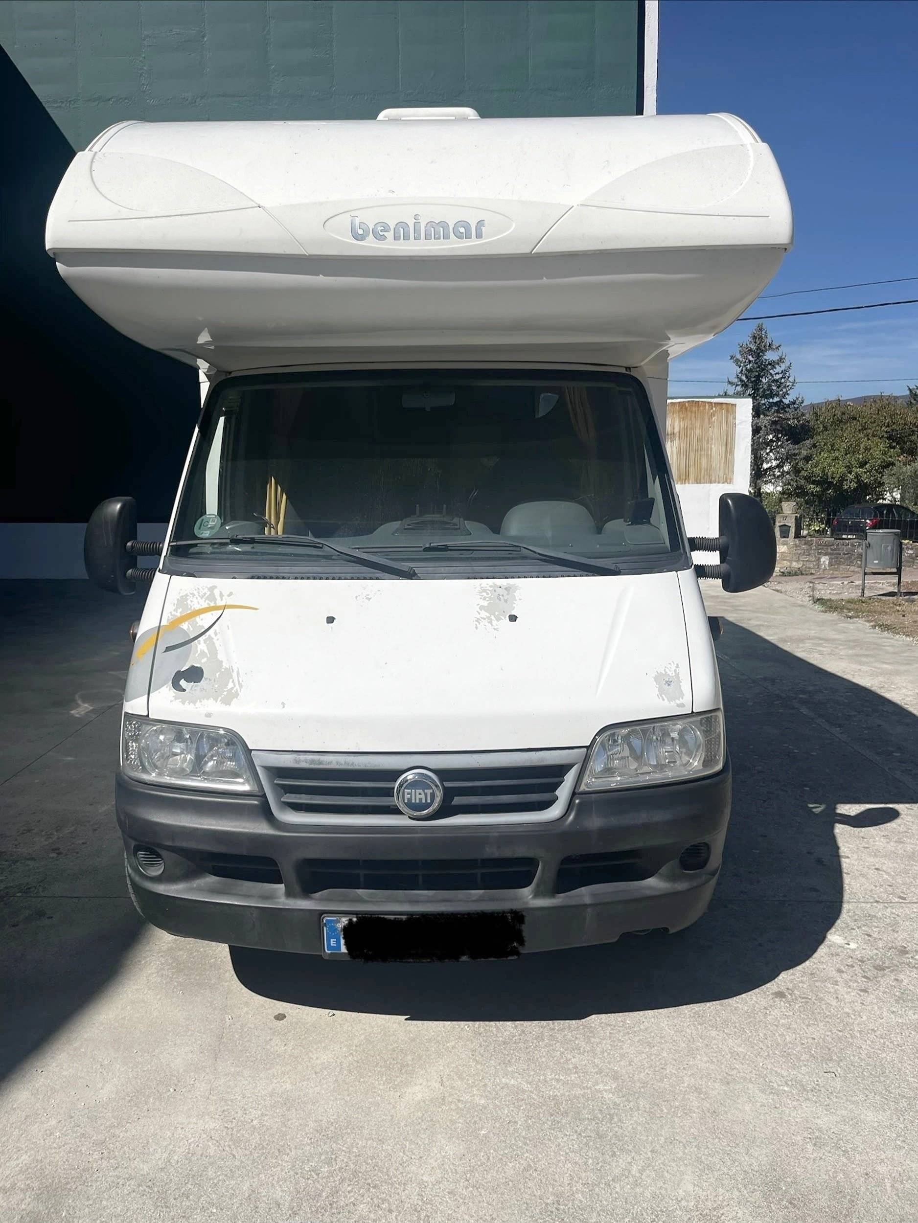 Voorkant 3/4 Fiat - Yescapa