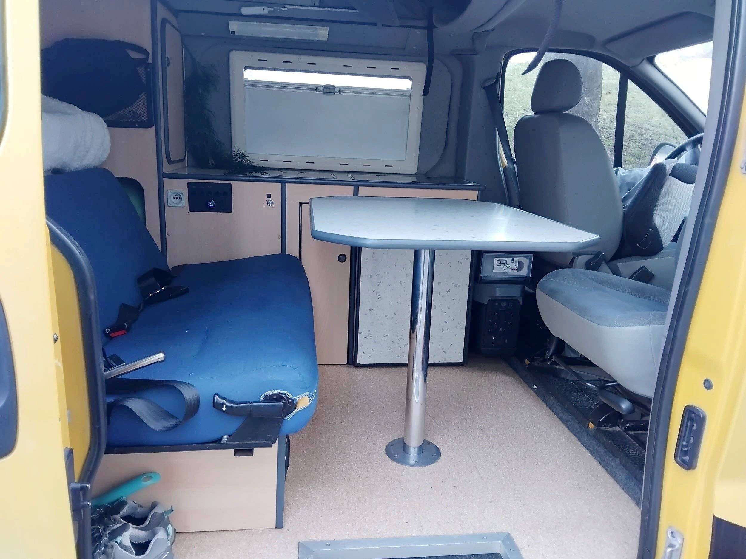 Eethoek Renault Renault Trafic - Yescapa