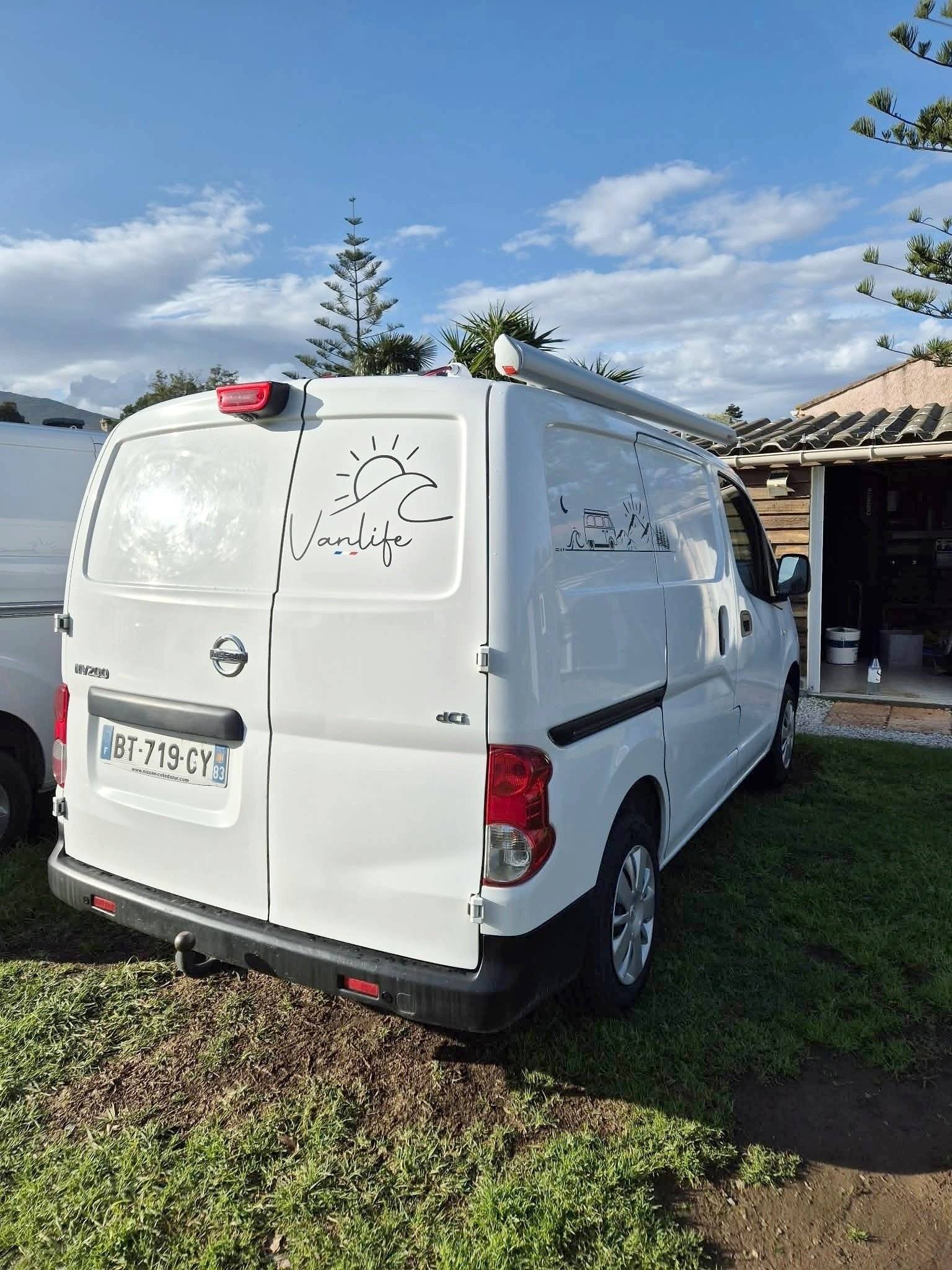 Nissan NV200