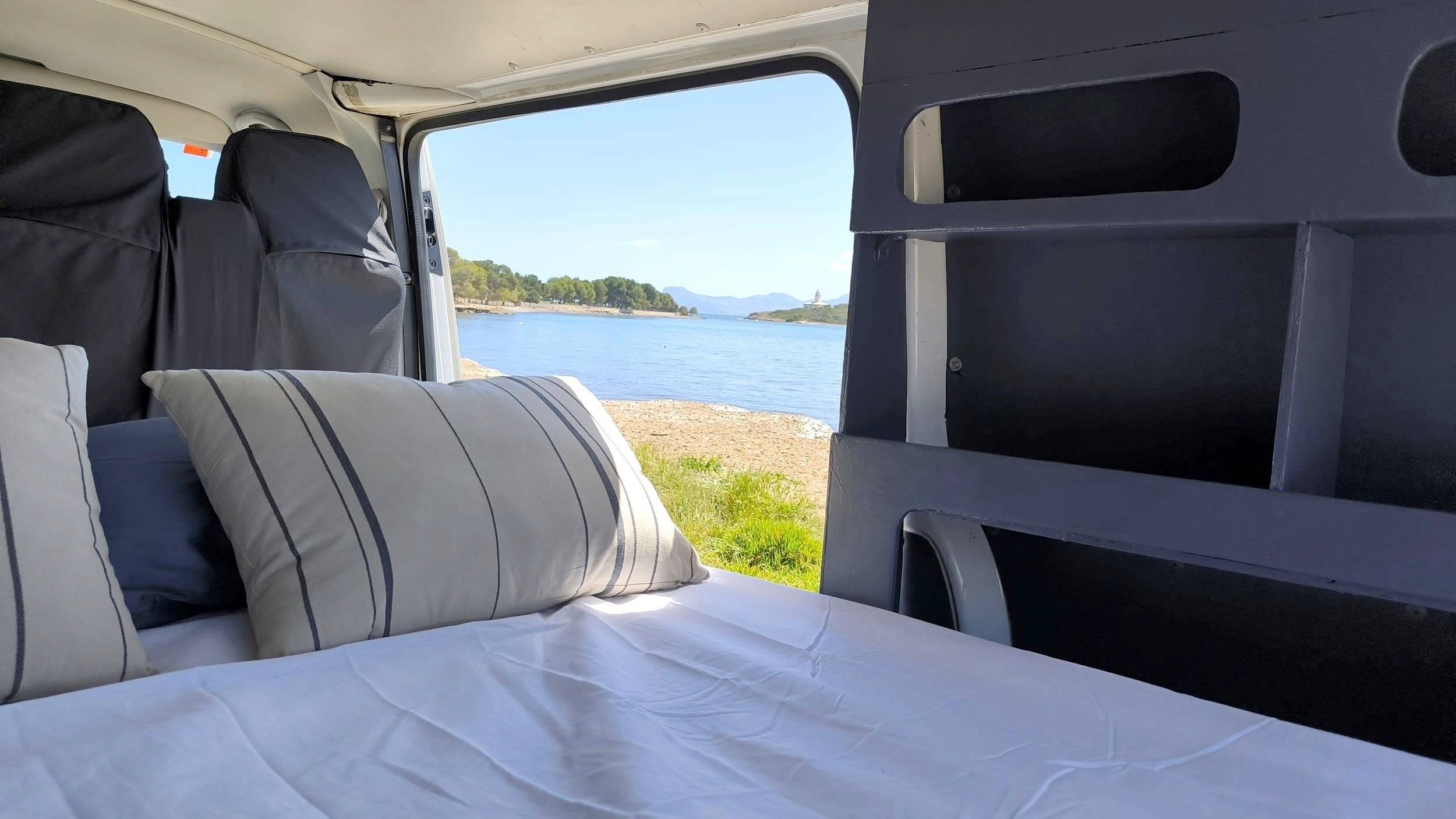 Volkswagen Transporter T5 camperizada