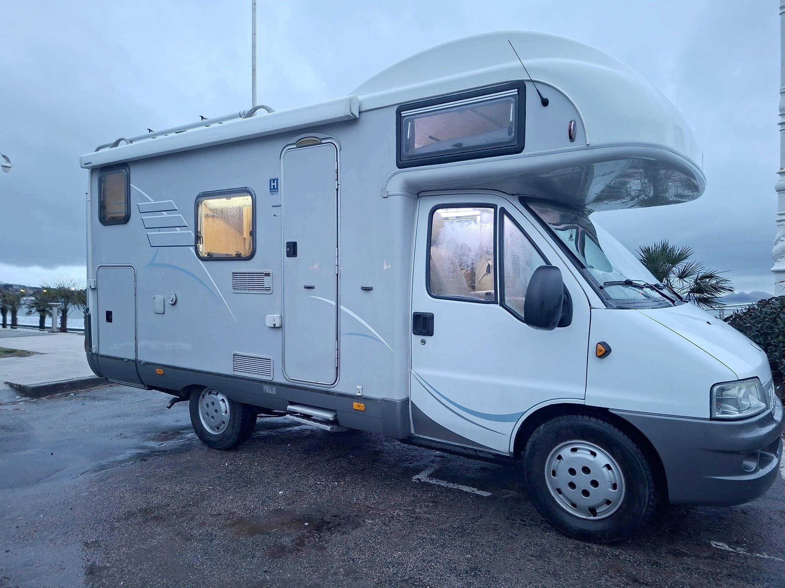 Hymer C544