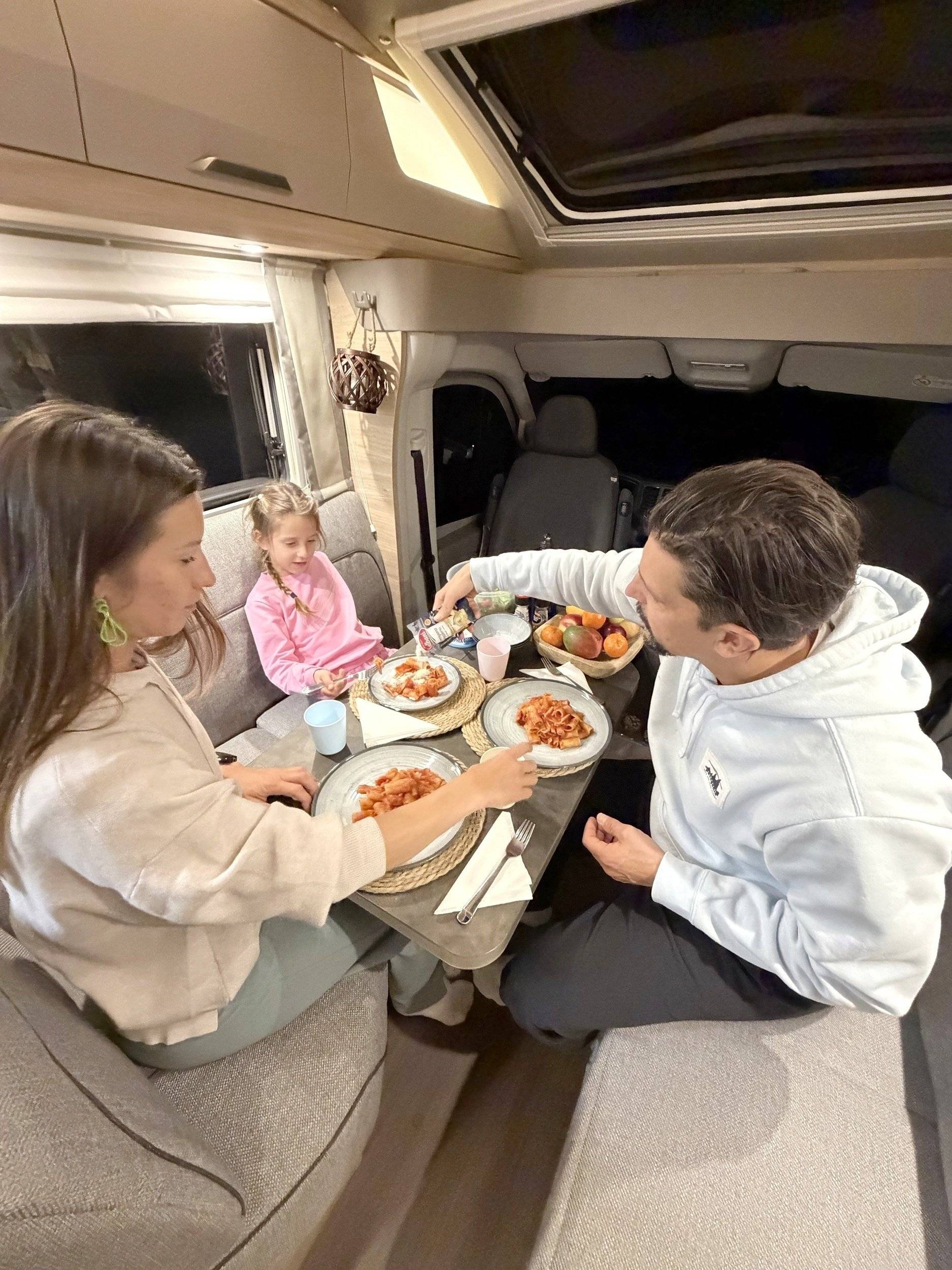 Knaus VAN TI PLUS PLATINUM 700 LF