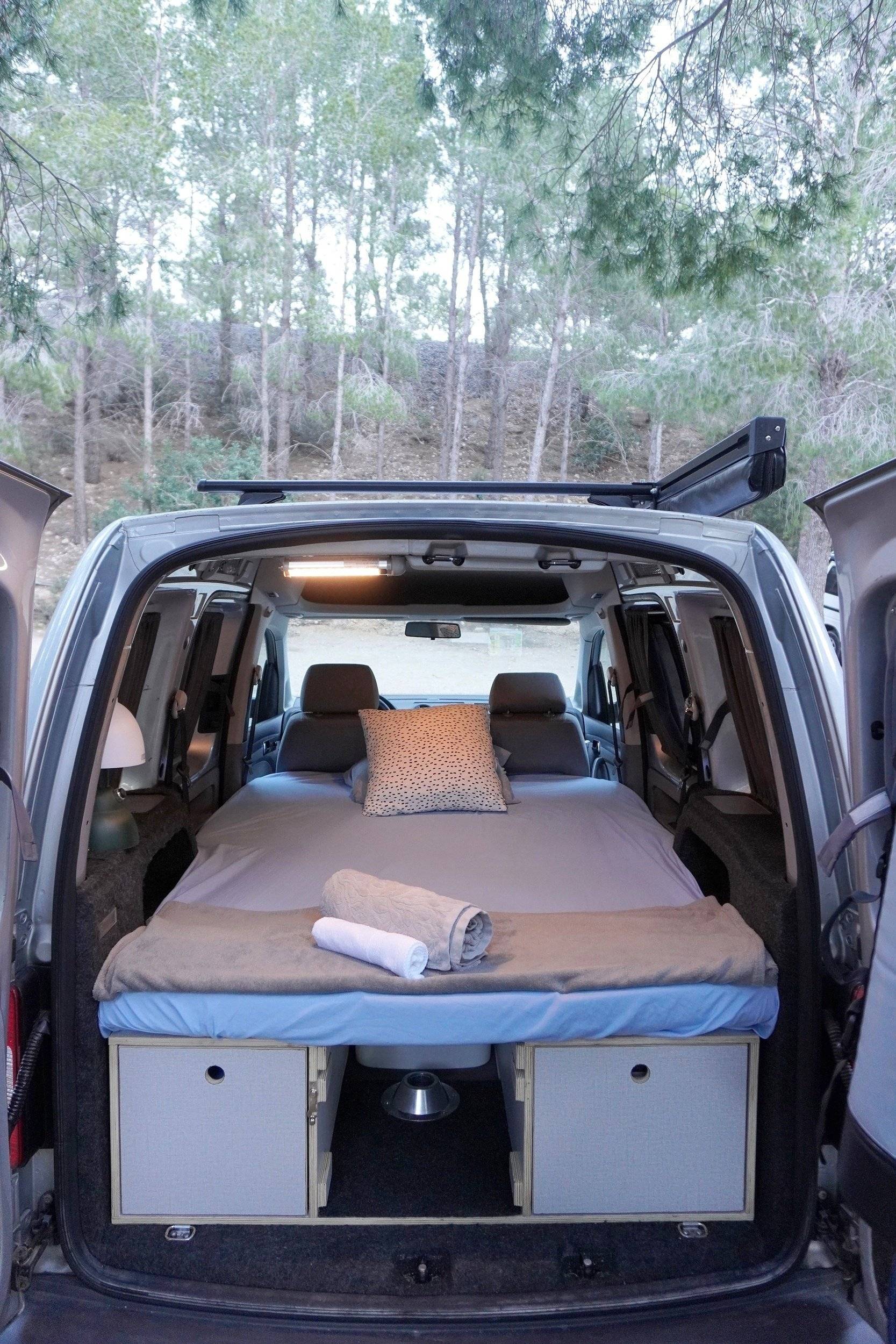 Couchages Volkswagen Caddy - Yescapa