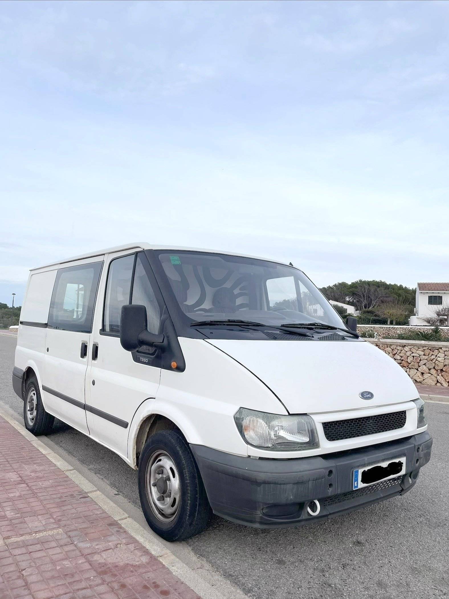 Camper Track FORD TRANSIT D3F-SRW/260 KOMBI 6 MAN