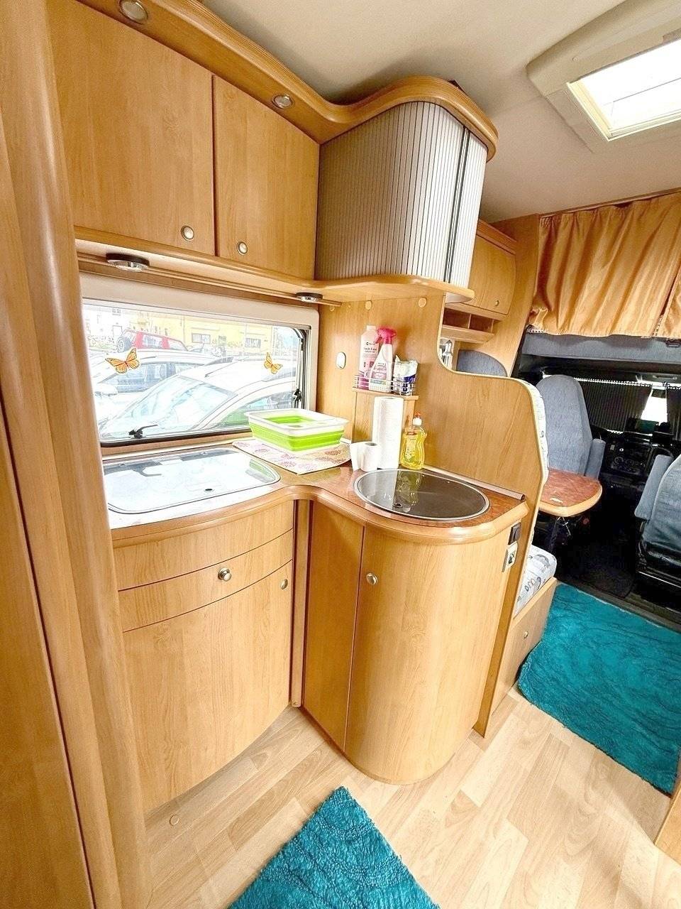 FORD TRANSIT FT 300L HOBBY