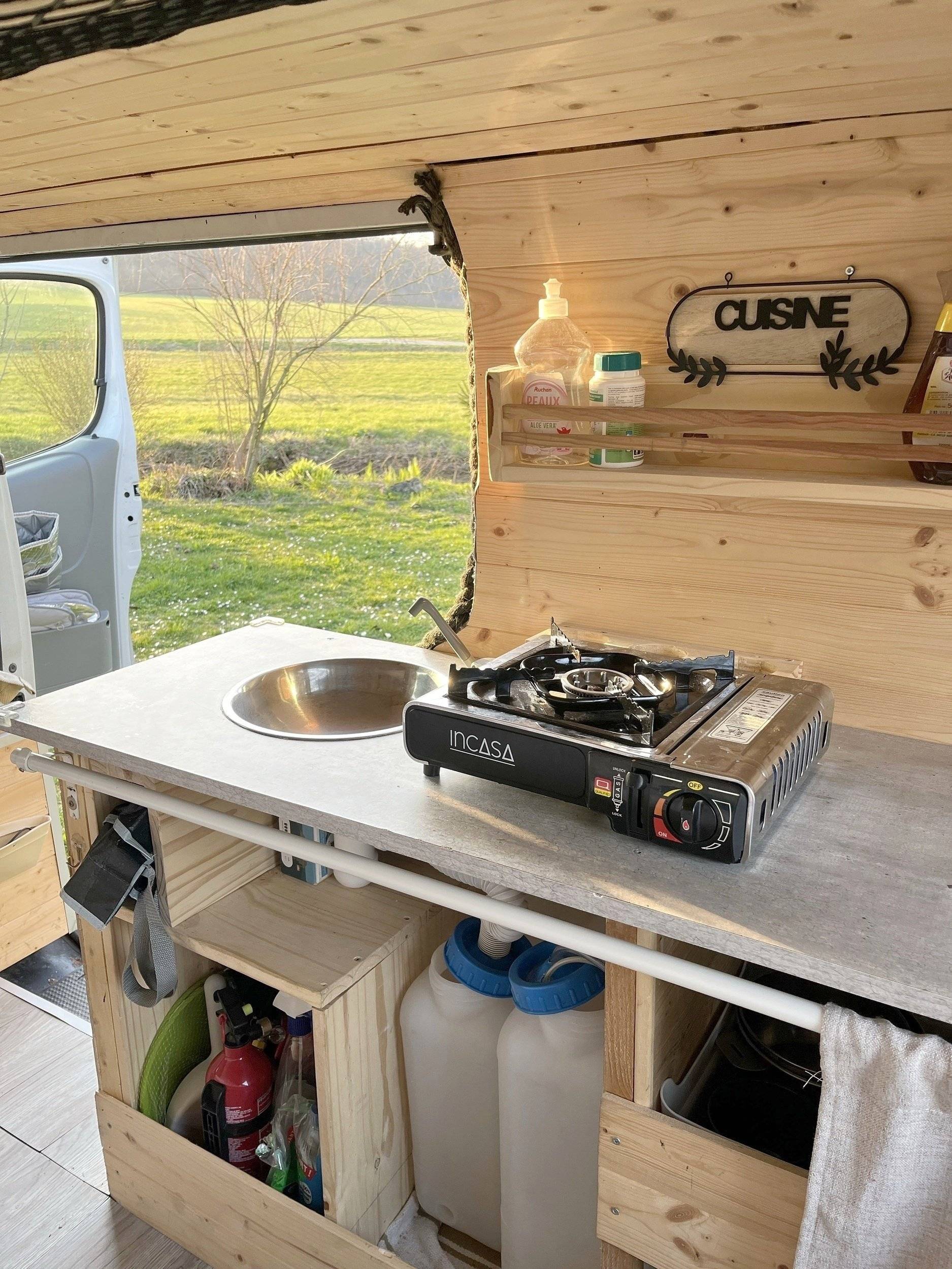 Menjador Renault Trafic 2 l 90 ch - Yescapa