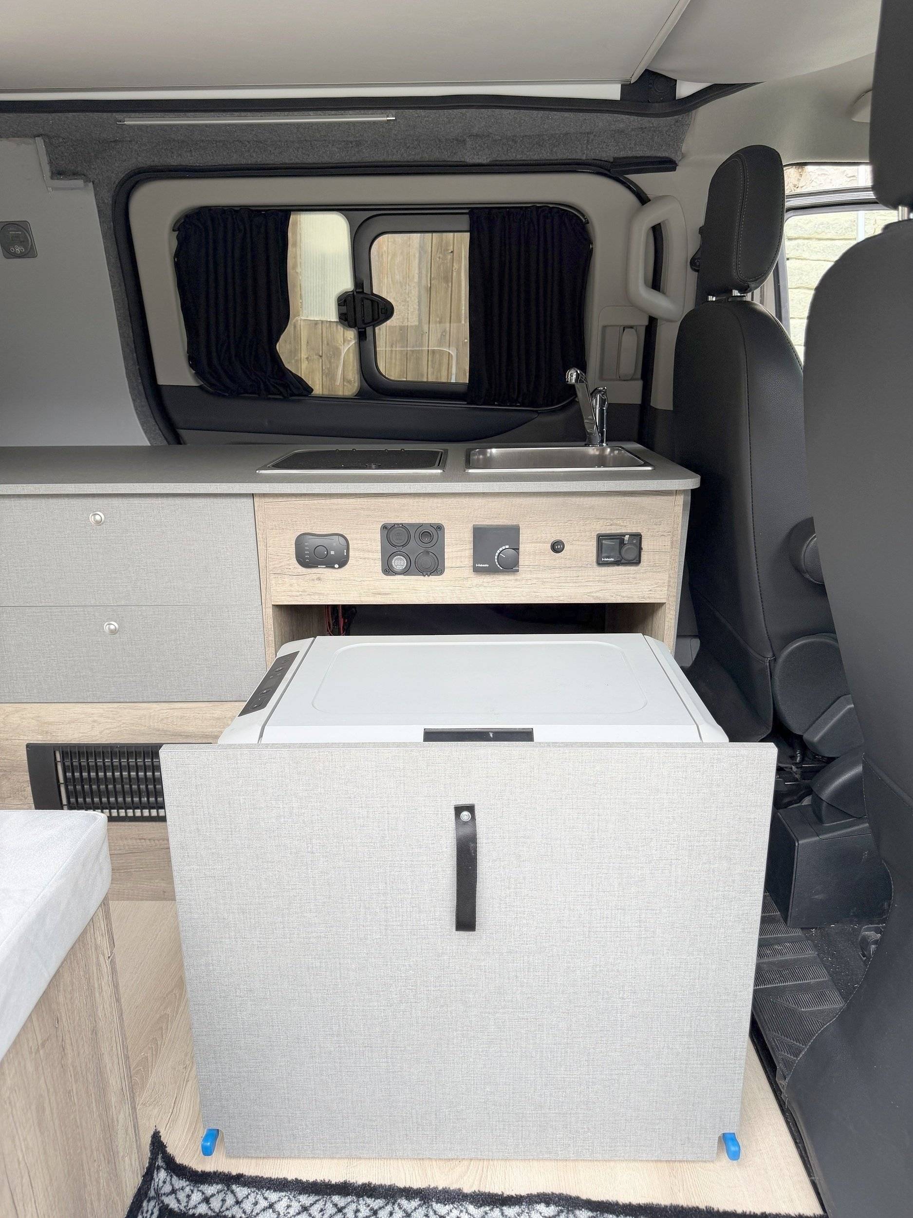 Alpivan Transit 2,0 l 170 ch