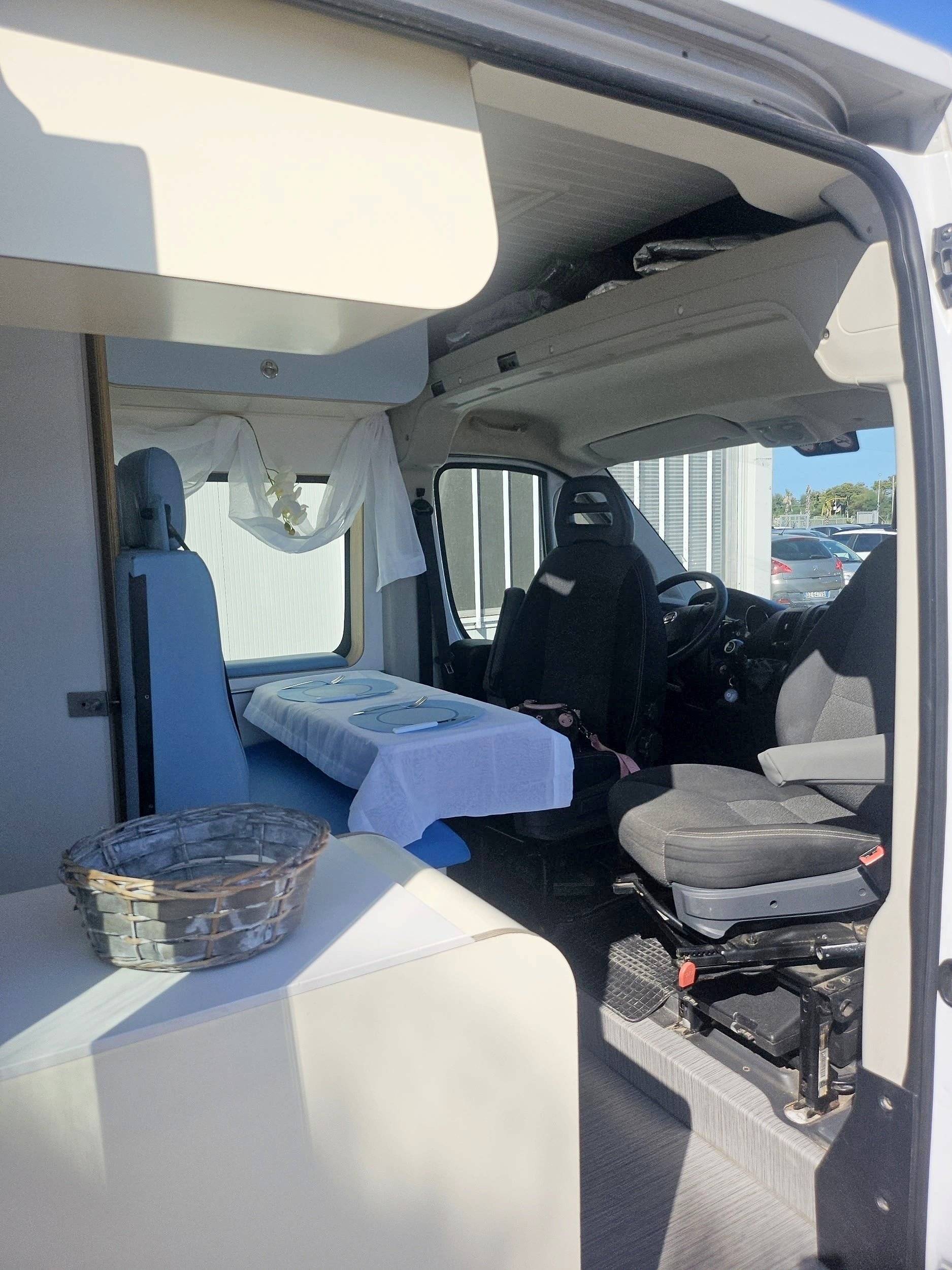 Dinette Fiat FIAT DUCATO - Yescapa