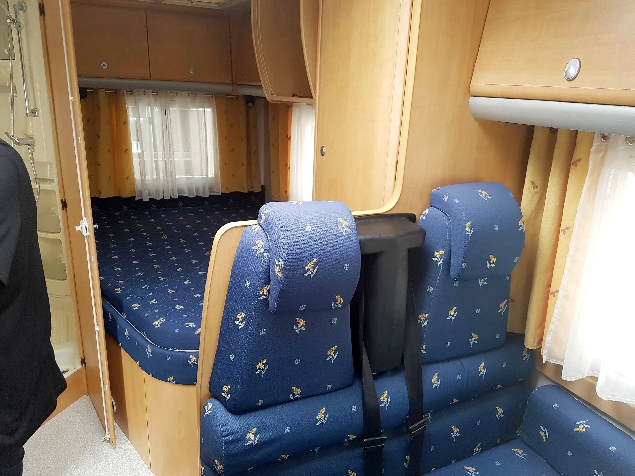 Challenger 2,3 l 130 ch