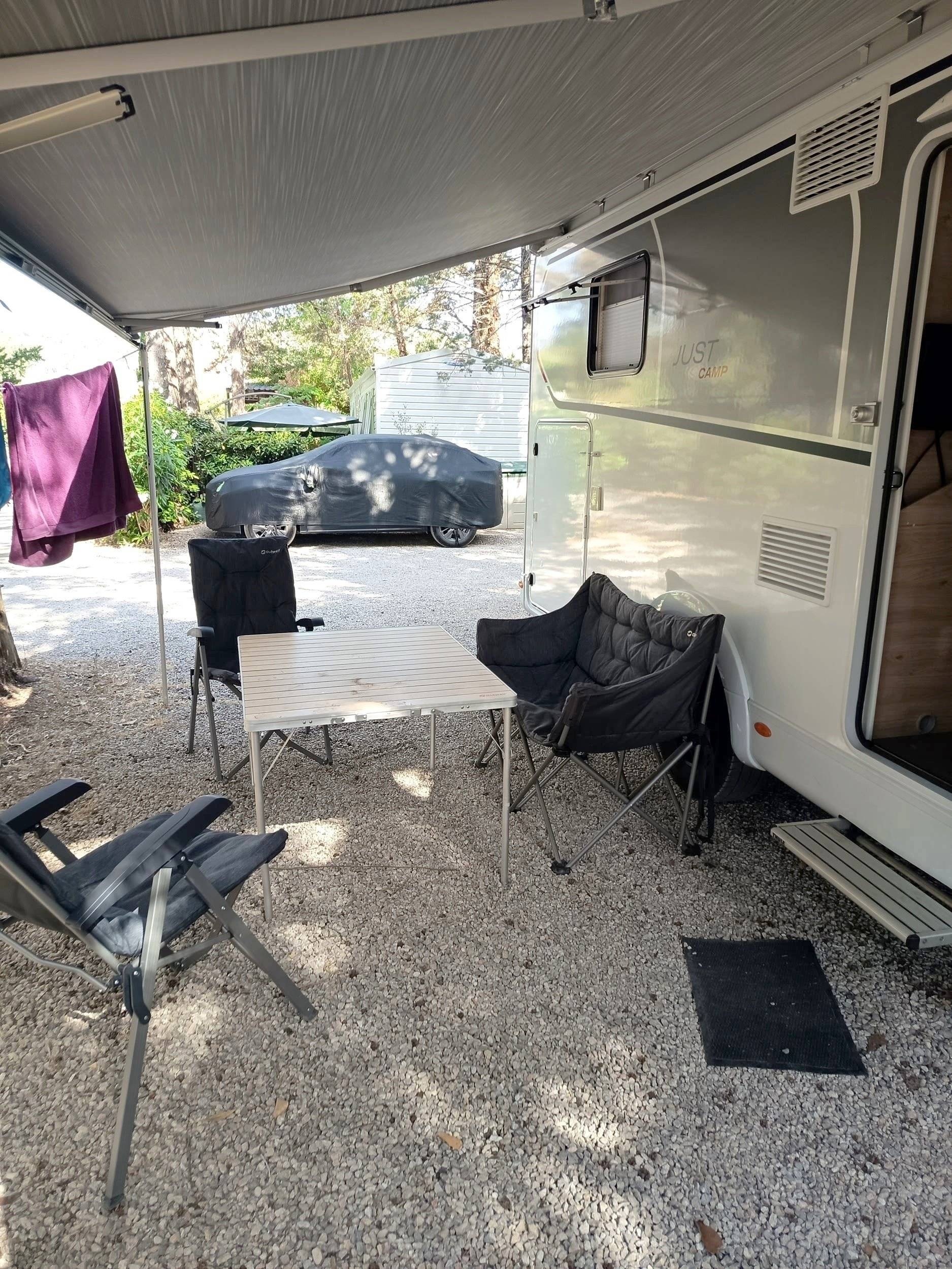 Dethleffs JUST CAMP T 6812B