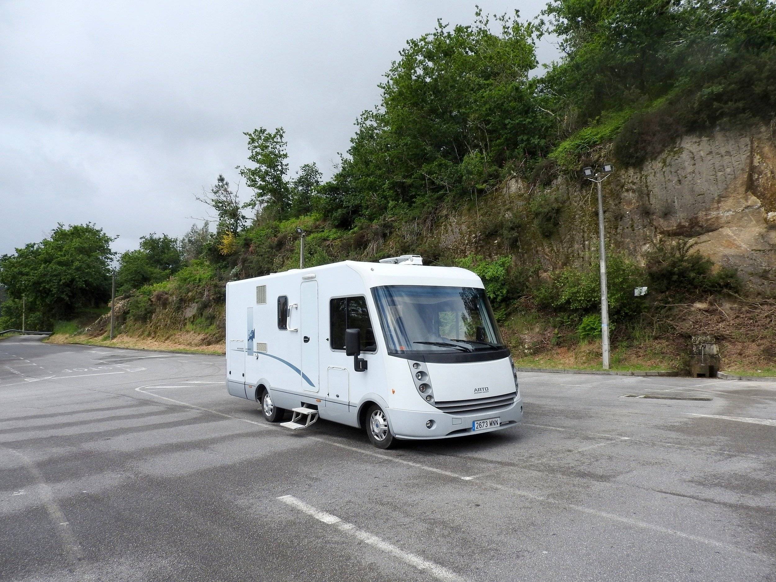 Niesmann+Bischoff Arto 64