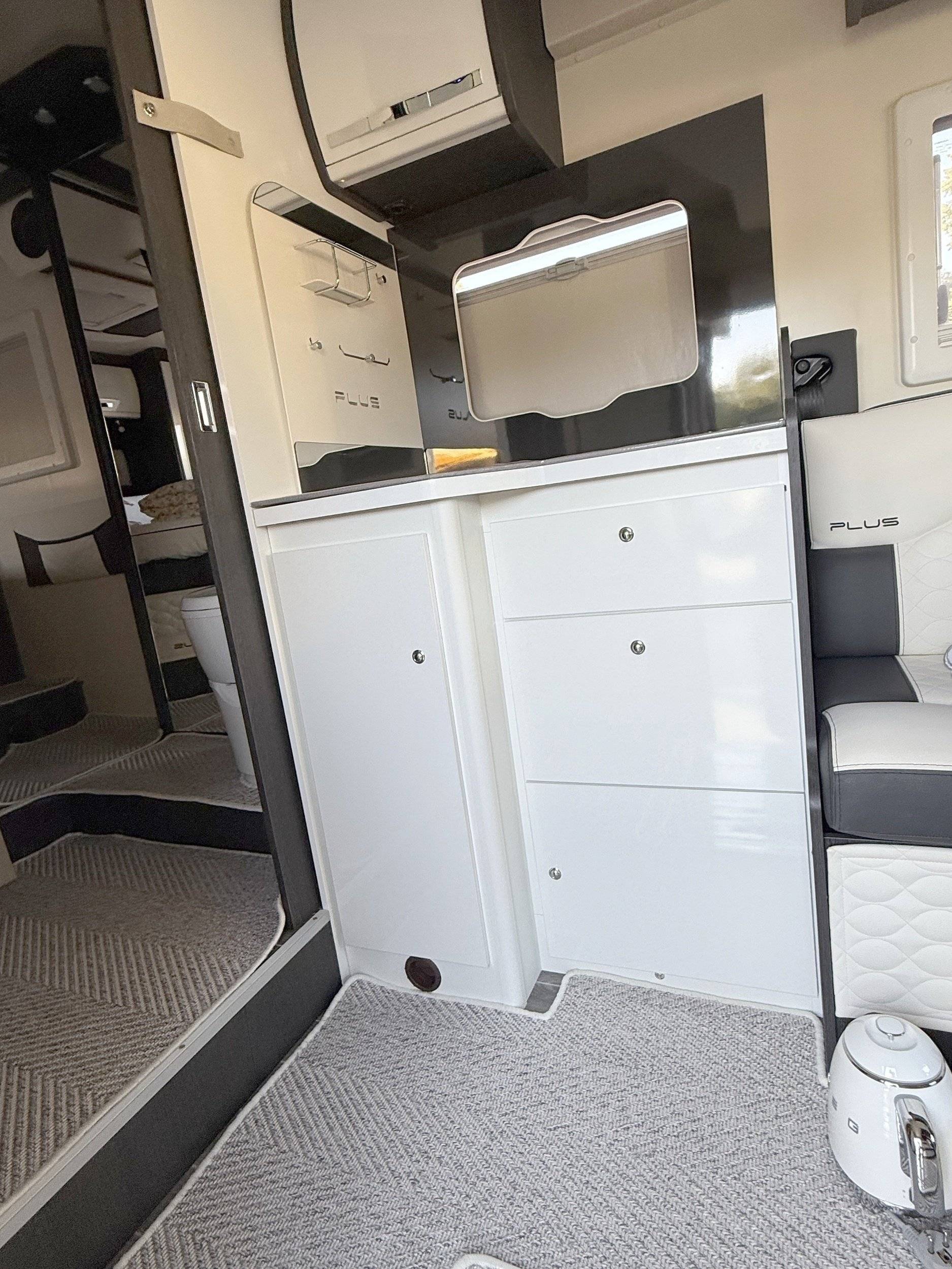 Mgp Véhicules Récréatifs Triostyle