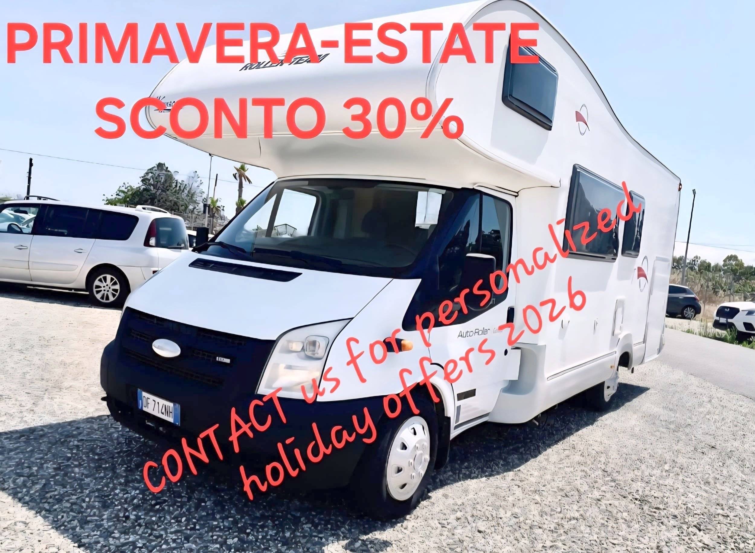 Vista frontale a ¾ Ford Transit 2,2 l 140 ch - Yescapa
