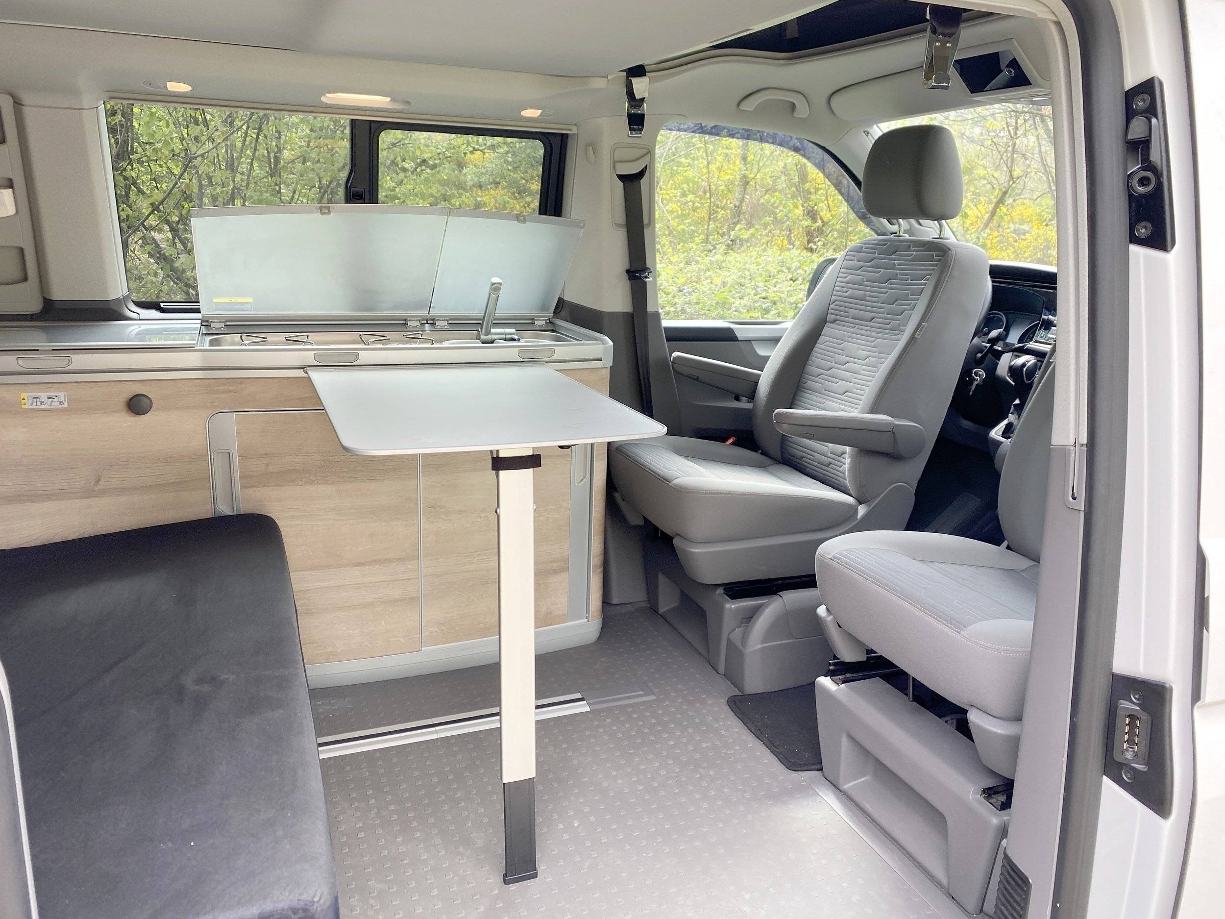 Volkswagen Volkswagen T6.1 California Coast