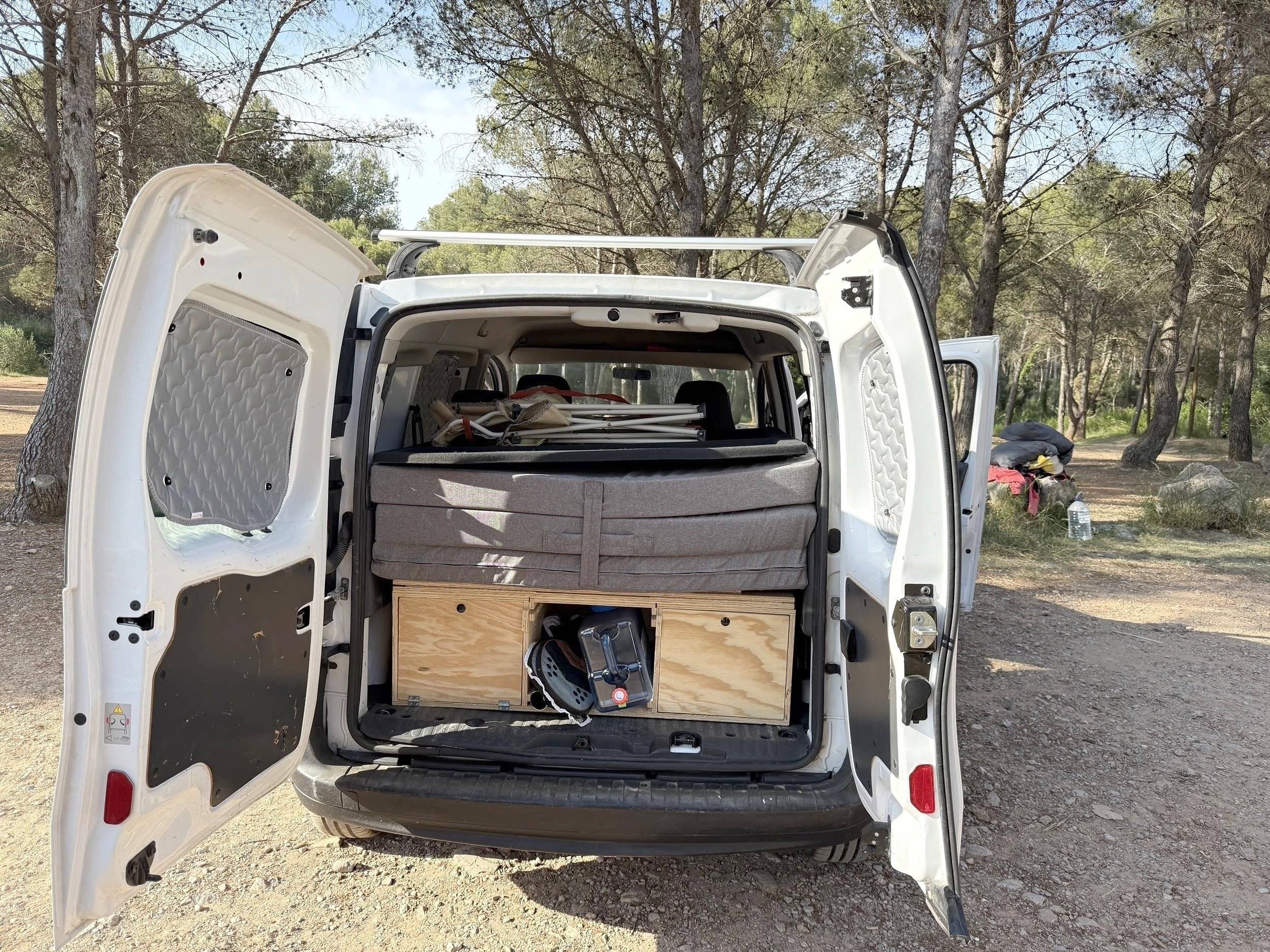 Berth Renault Kangoo 1,5 l DCI 105 ch - Yescapa