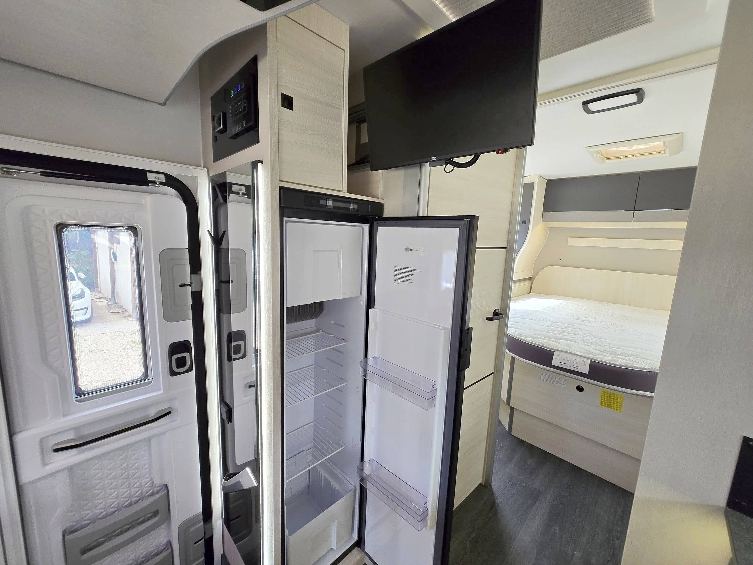 Challenger 328 Graphite Premium