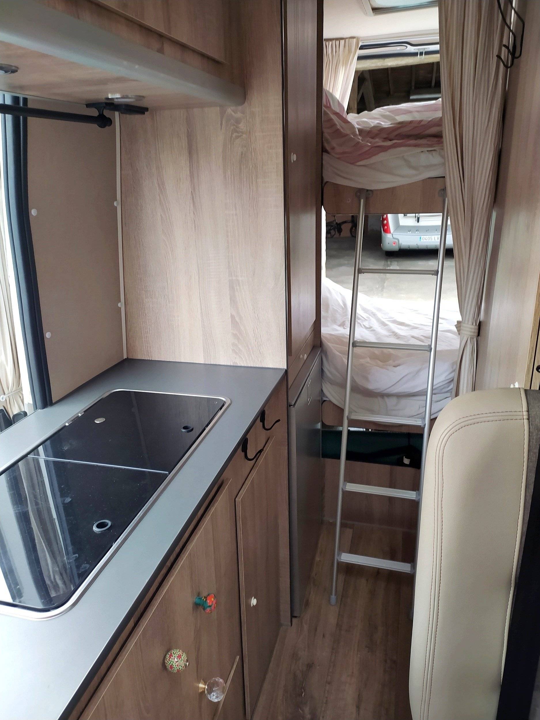 Comedor Citroën Jumper - Yescapa