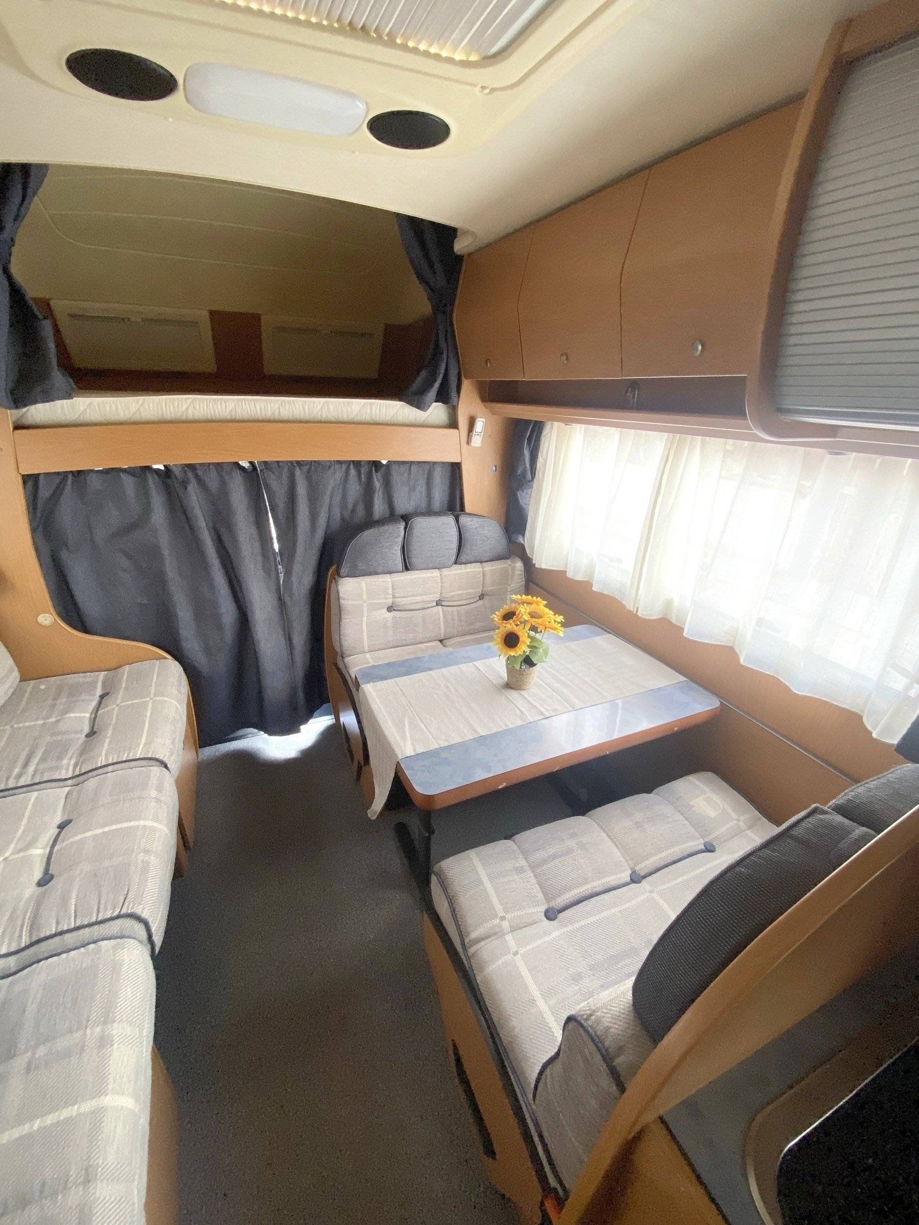 Eethoek Fiat Ducato 2,8 | 130cv - Yescapa