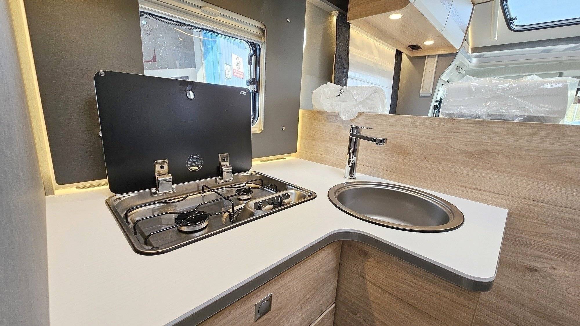 Dethleffs T 7052 DBM