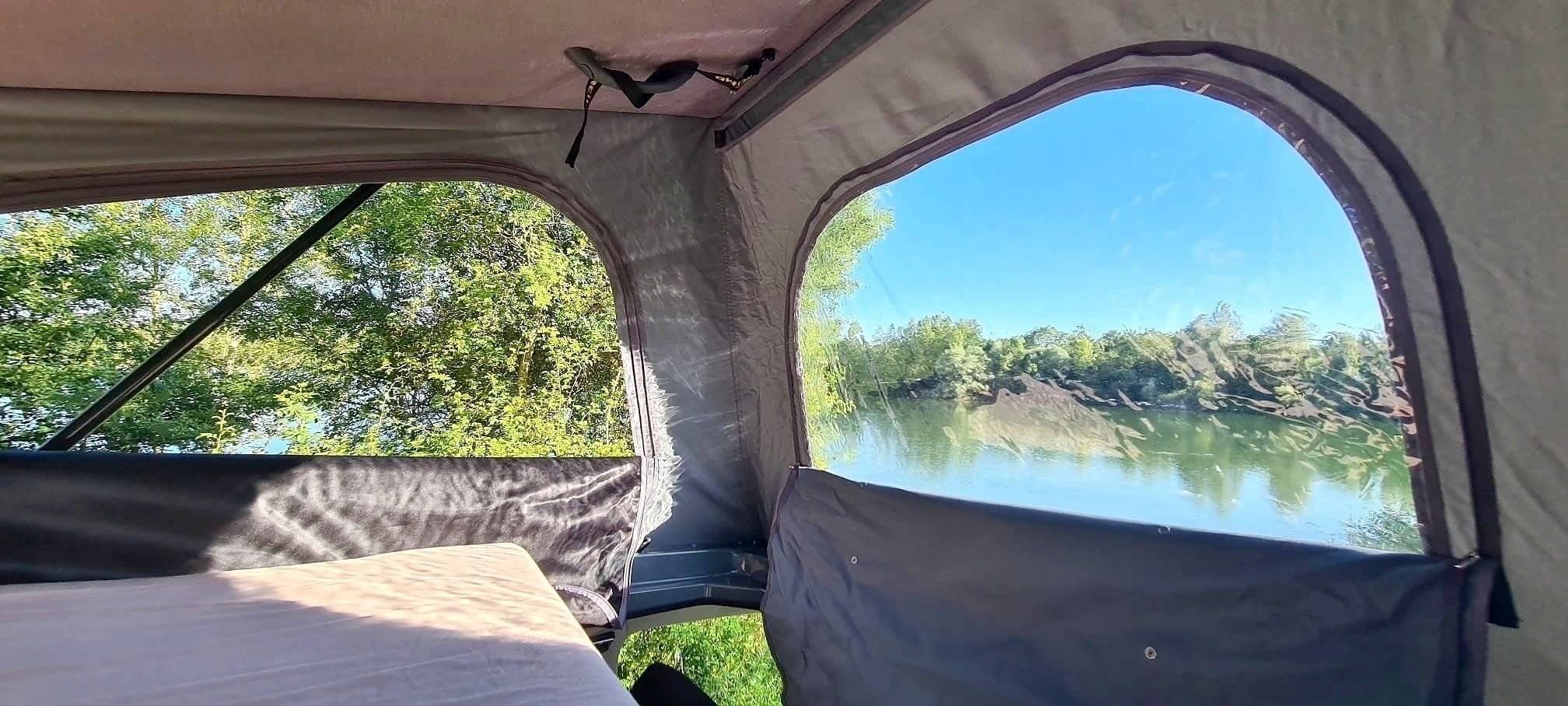 Van Mania North-West