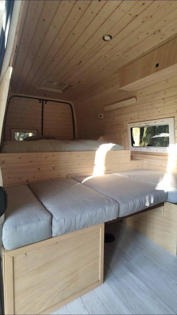 Ford Transit 2,4 l TDCi 140 ch.