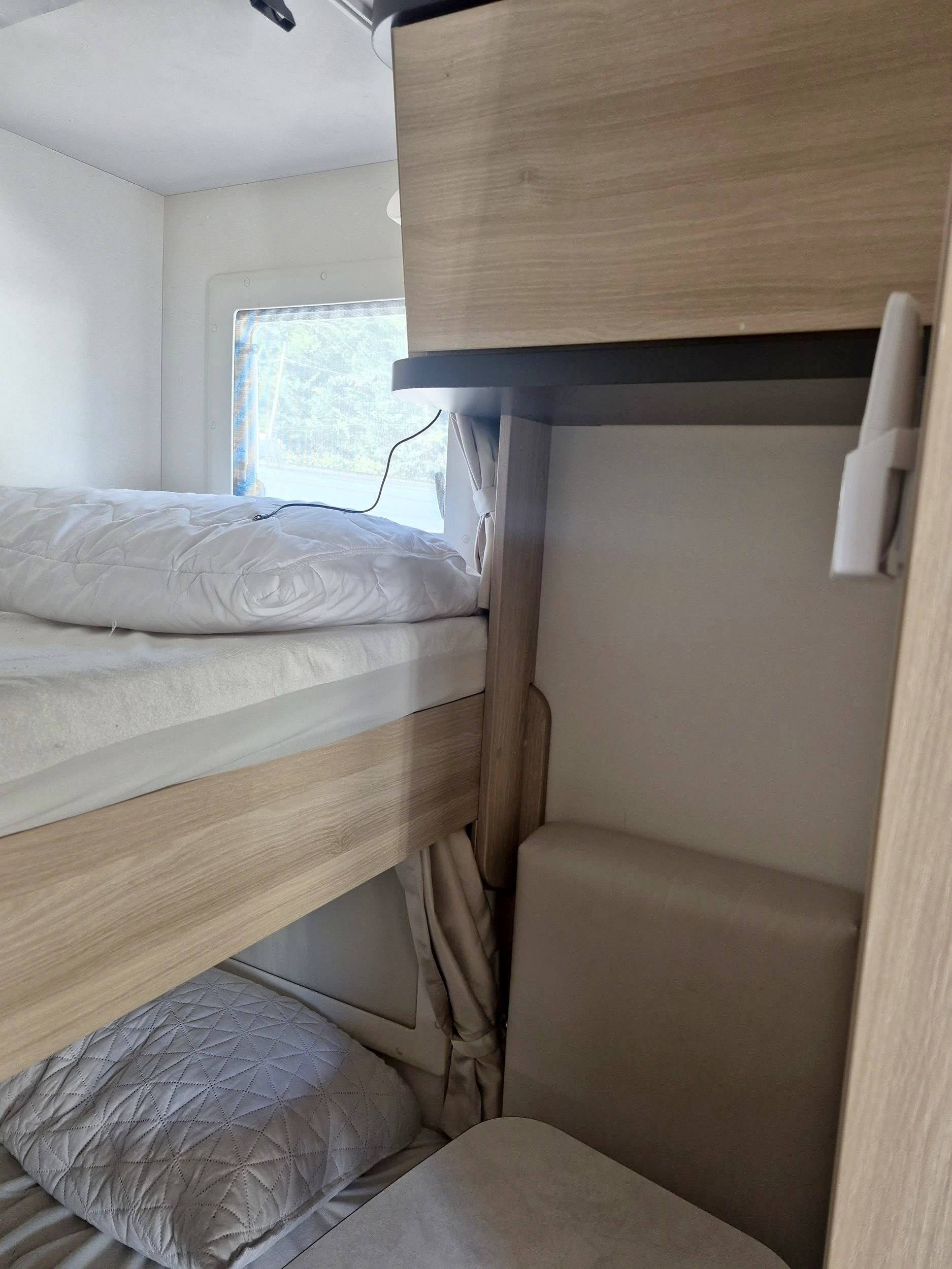 llits Peugeot Boxer 3 l 160 ch - Yescapa