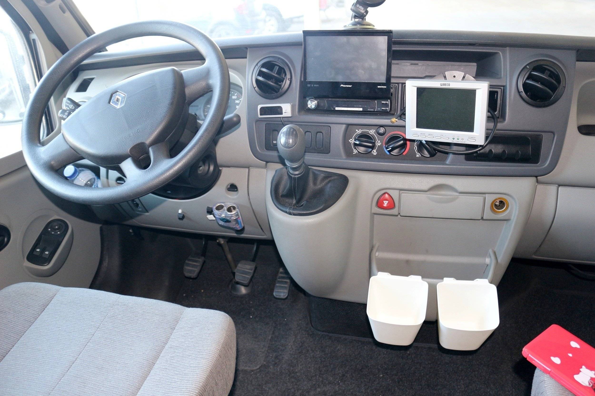 Renault Master II 2,5 DCI  146 CV 