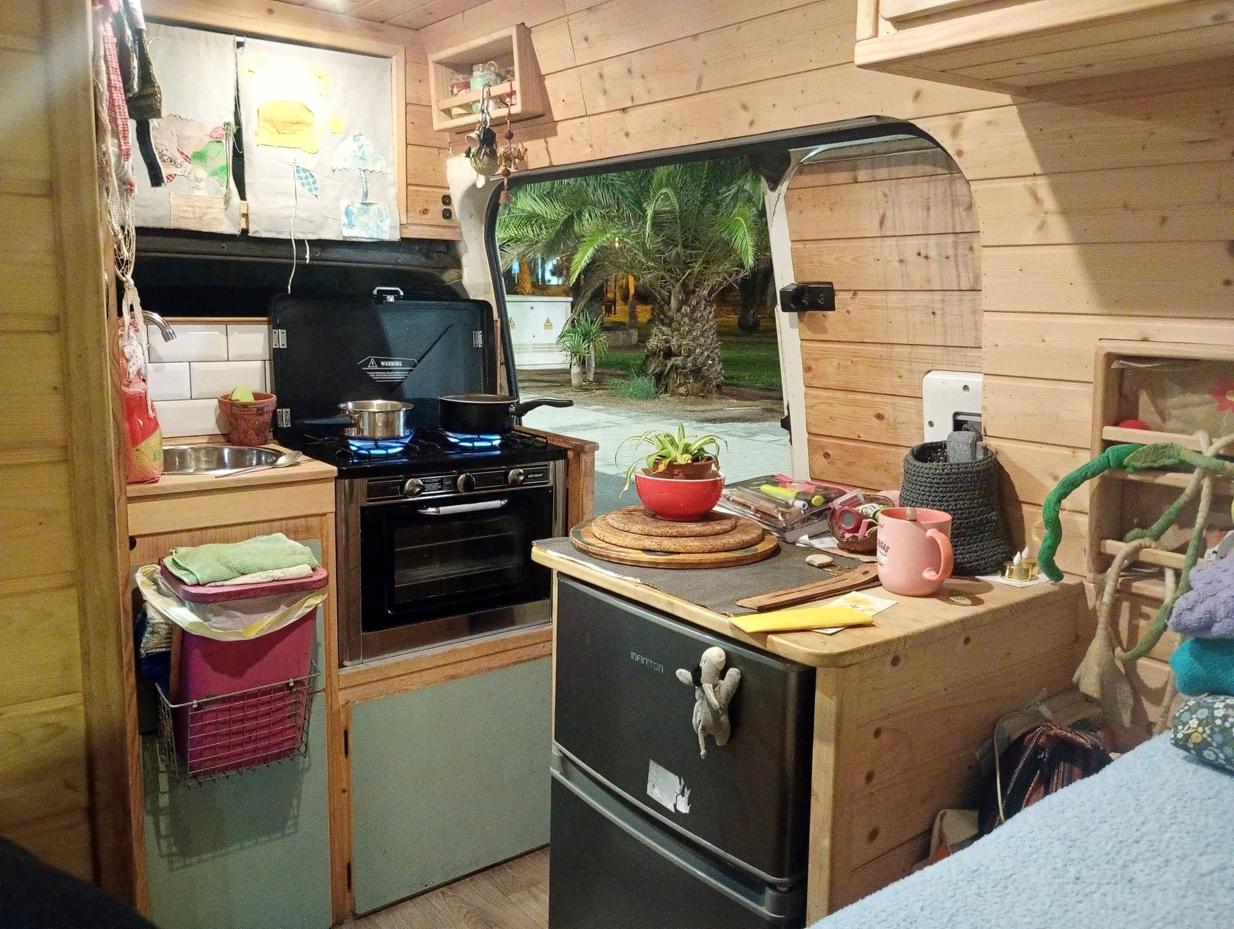 Coin cuisine Ford Transit - Yescapa