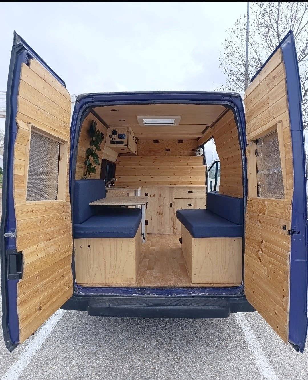 Ford TRANSIT TD/300M