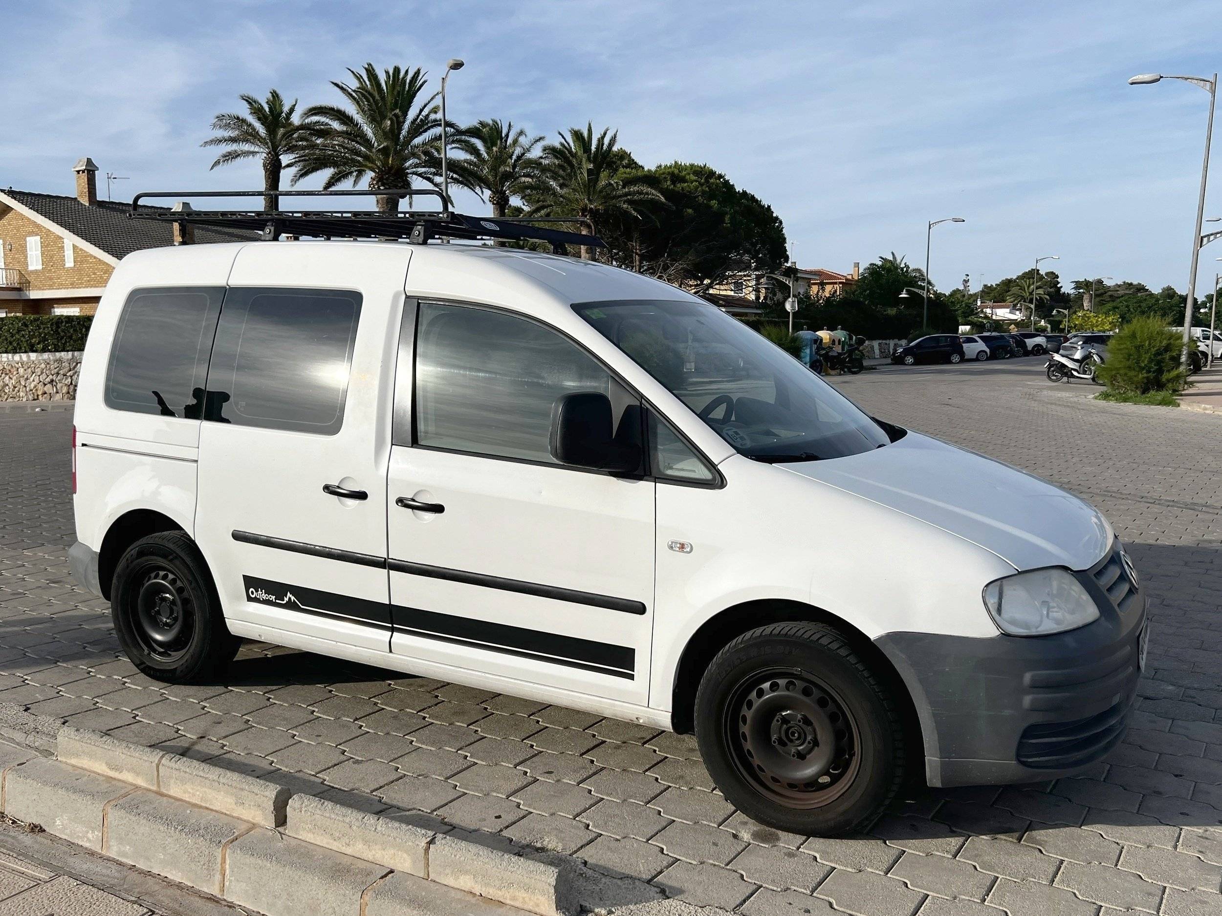Volkswagen Caddy Tramper