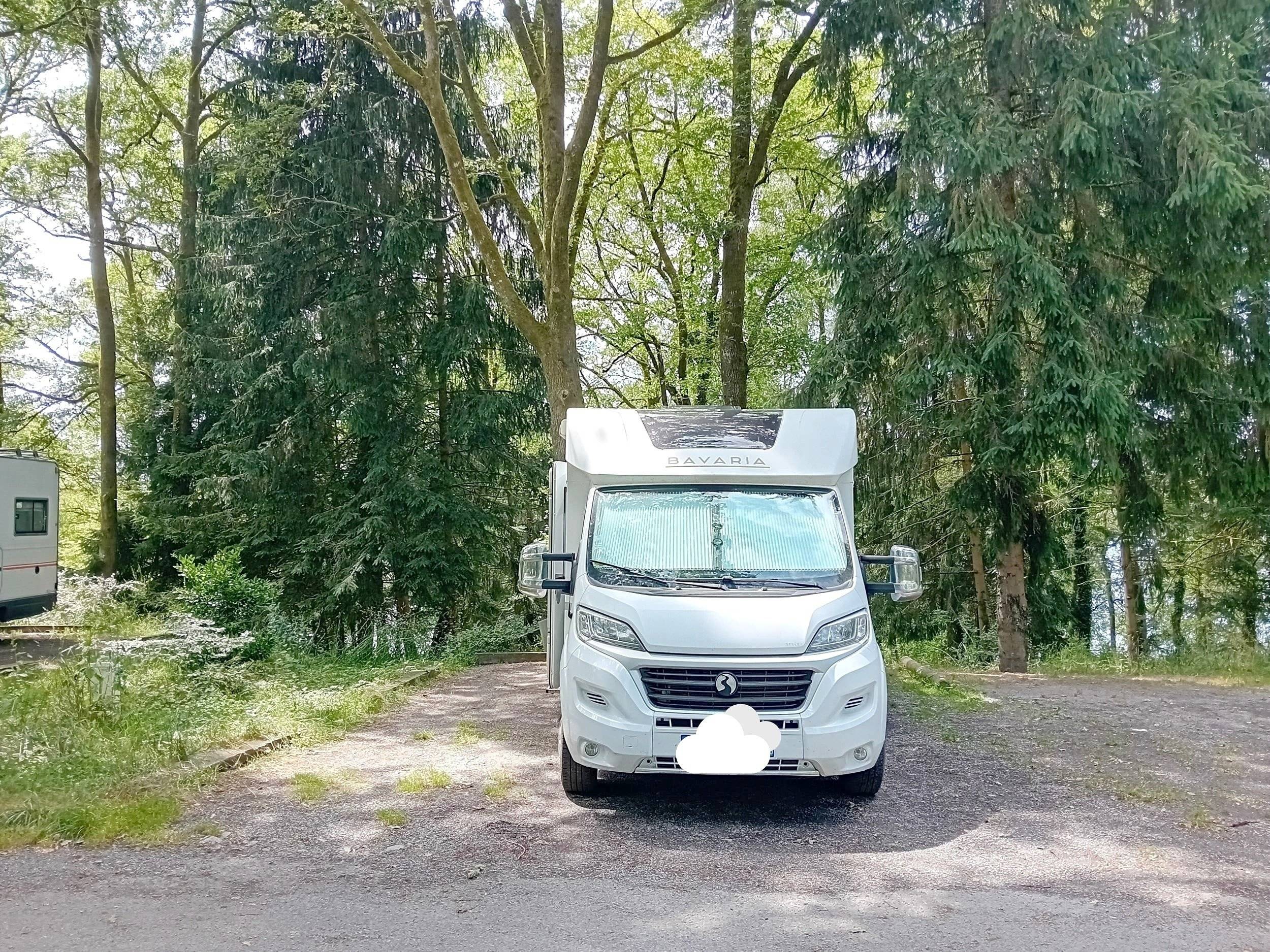 Bavaria T746 C Style