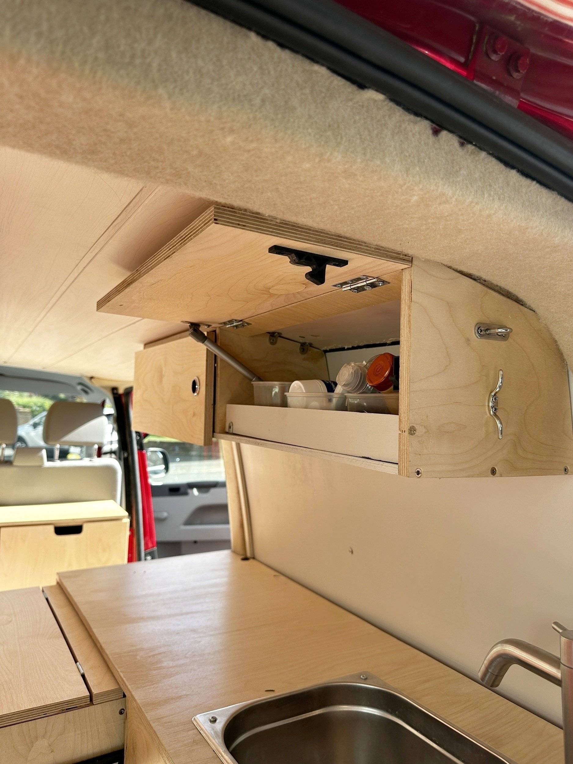 Volkswagen T5 2,0 l 102 ch