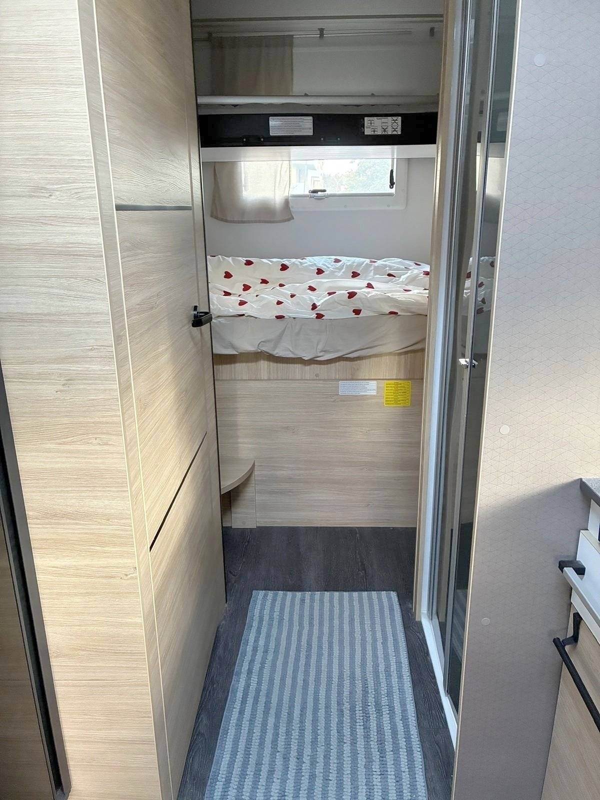 Chausson 720 First Line