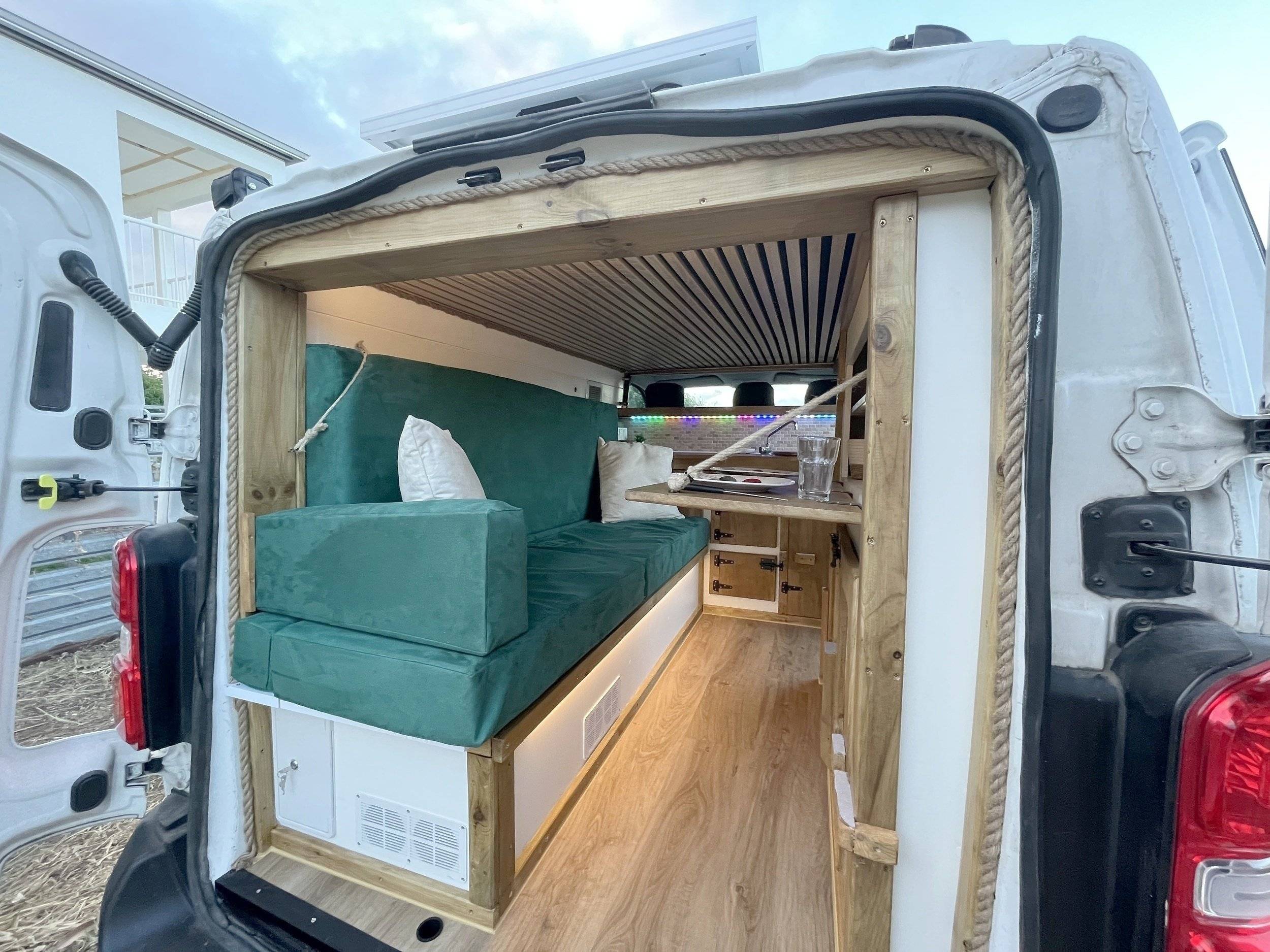 Alpes Camping-Car peugeot expert 