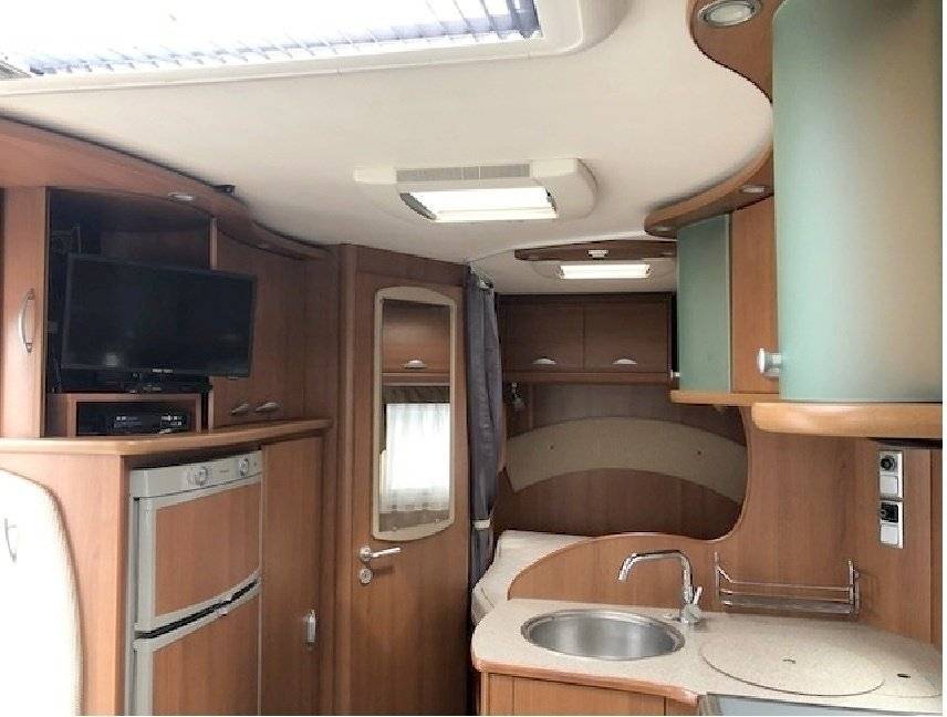 Berth Mercedes Mercedes Sprinter - Yescapa