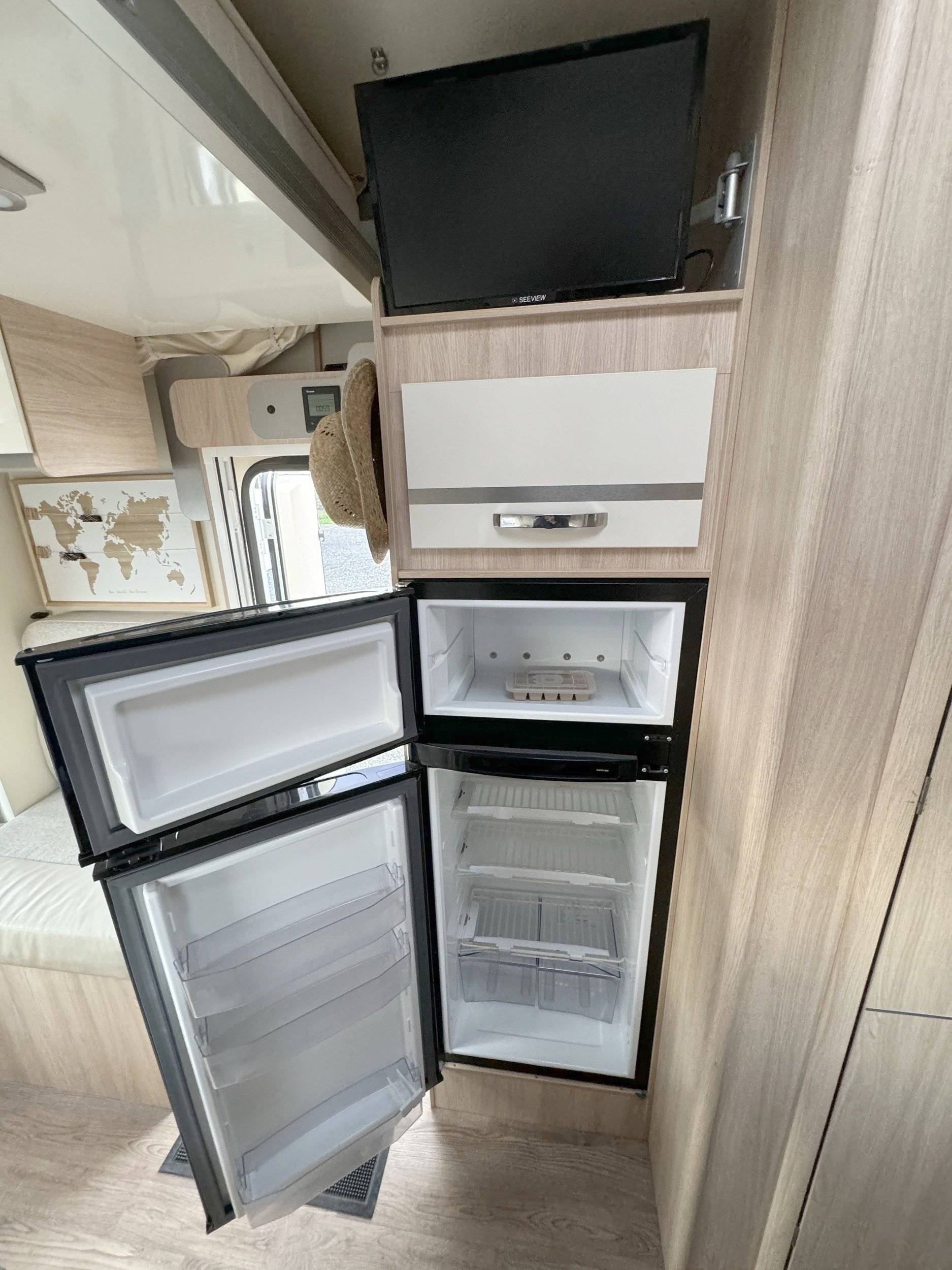 Giottiline SIENA 390 CAMA ISLA PERFILADA 5 PLAZAS Nº 4