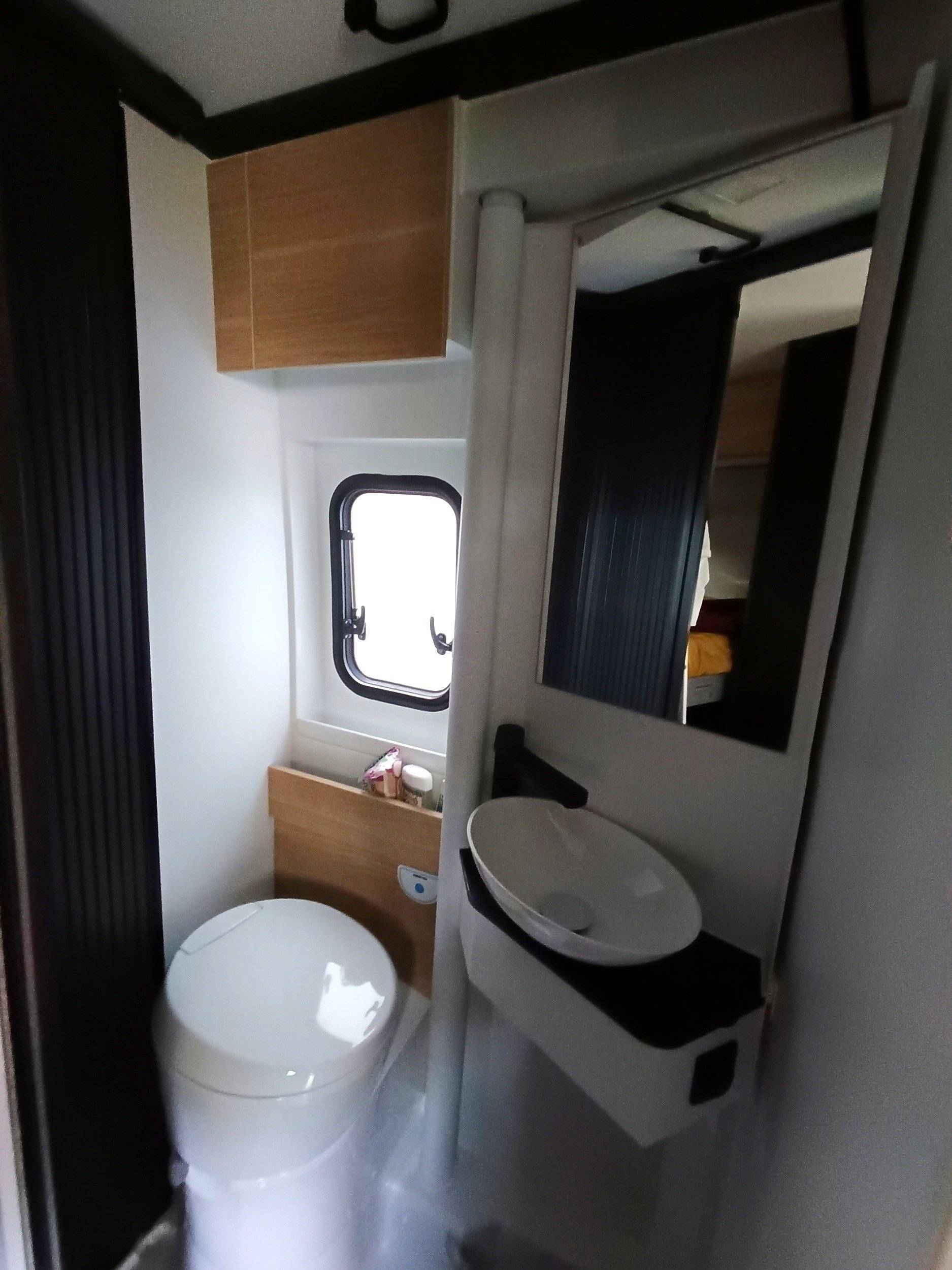 Adria TWIN SPORT 640 SGX