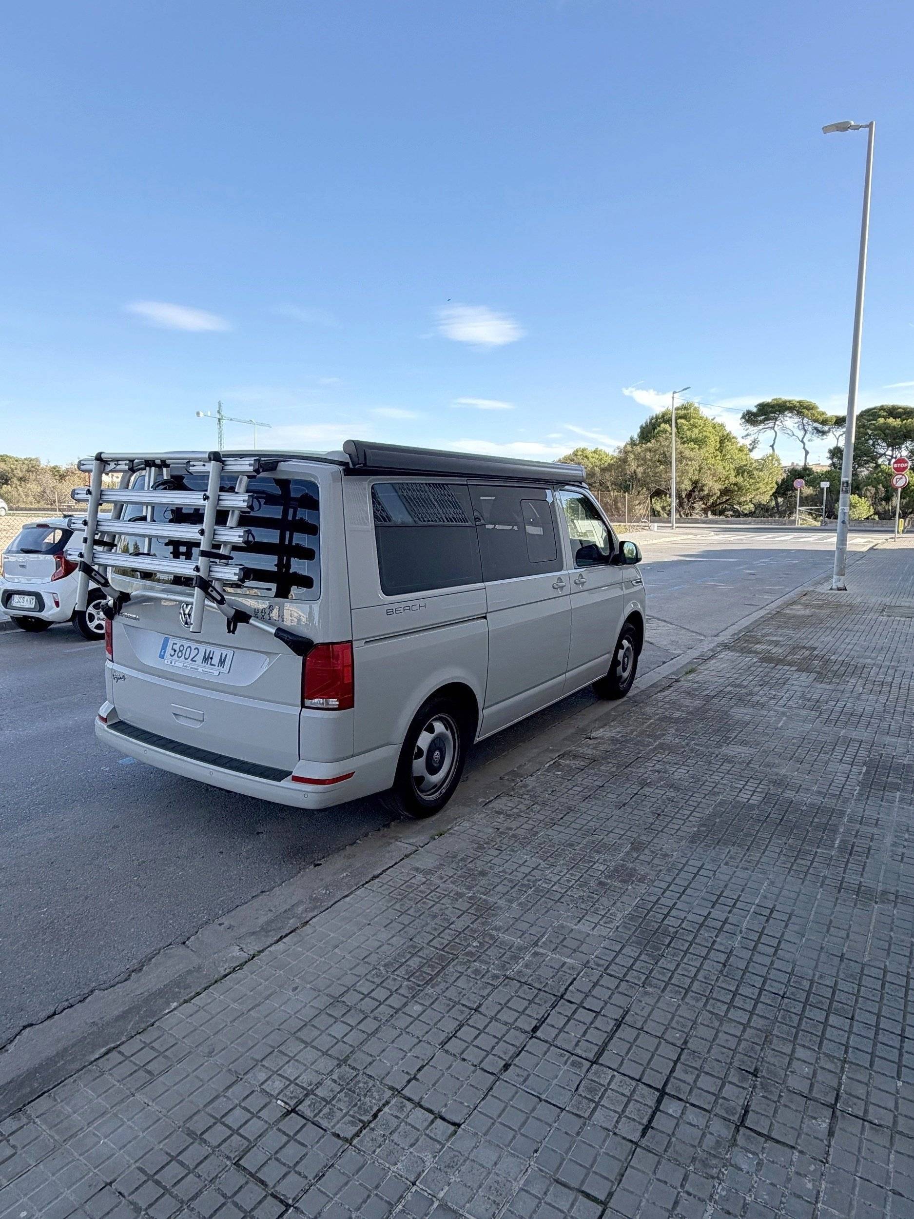 Volkswagen california