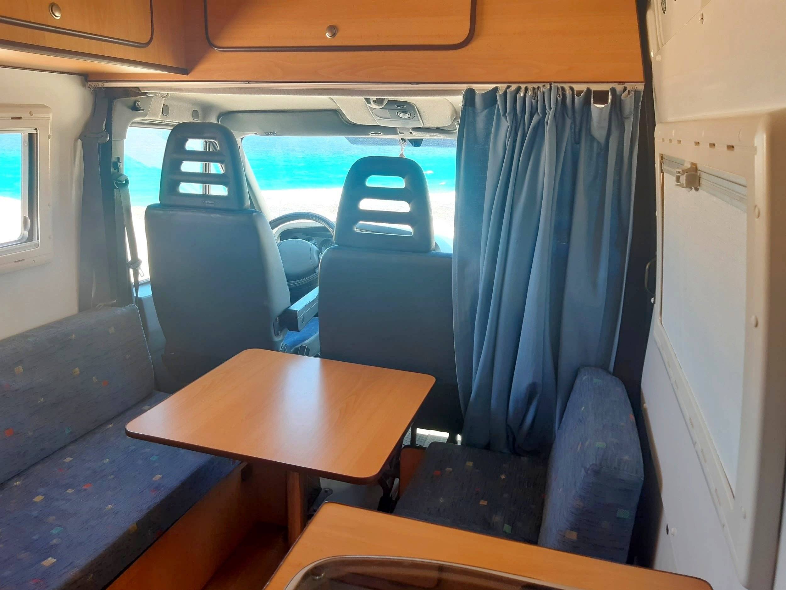 Camper Track Van