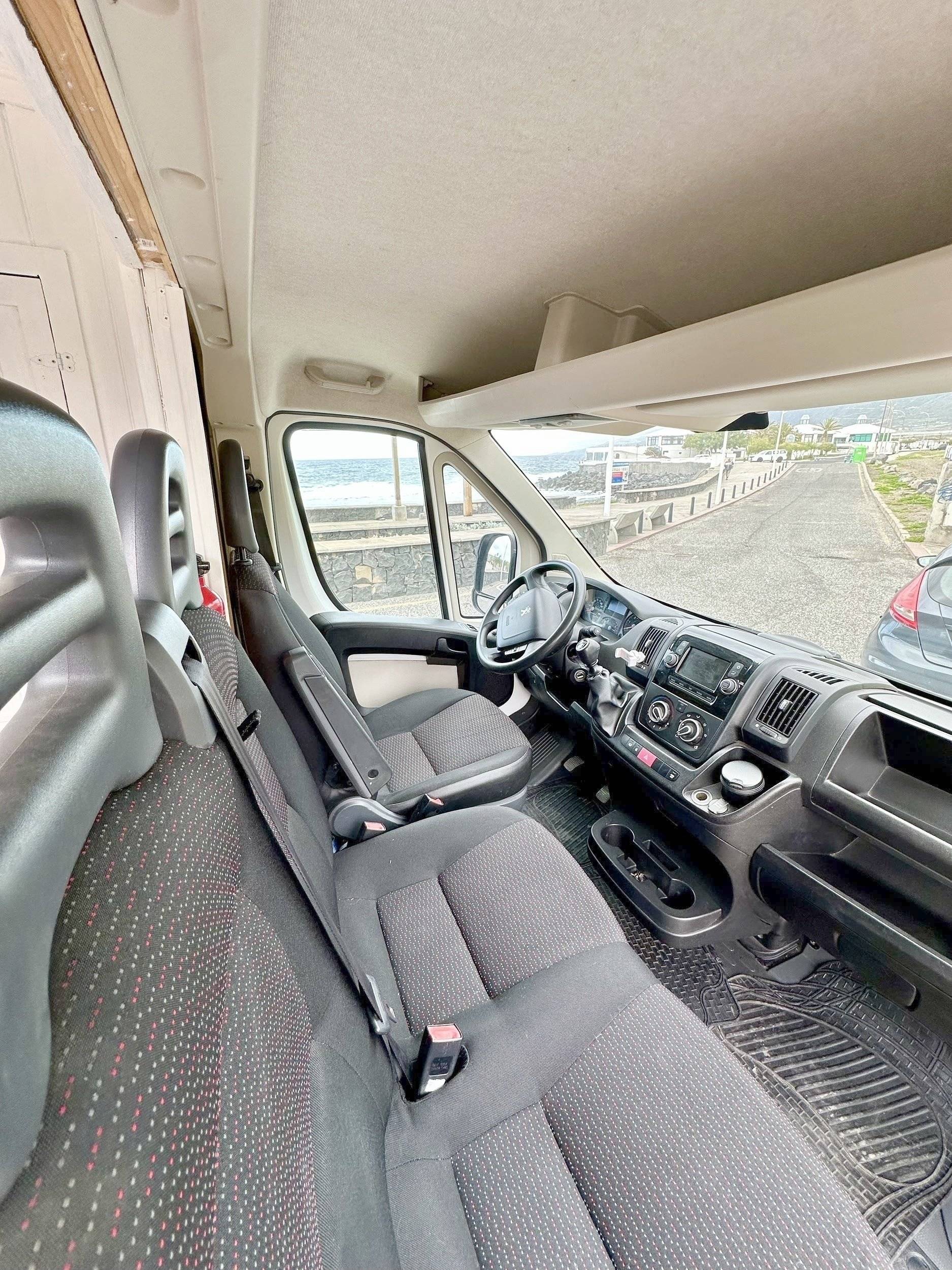 Peugeot Boxer 2,0 l 130 ch