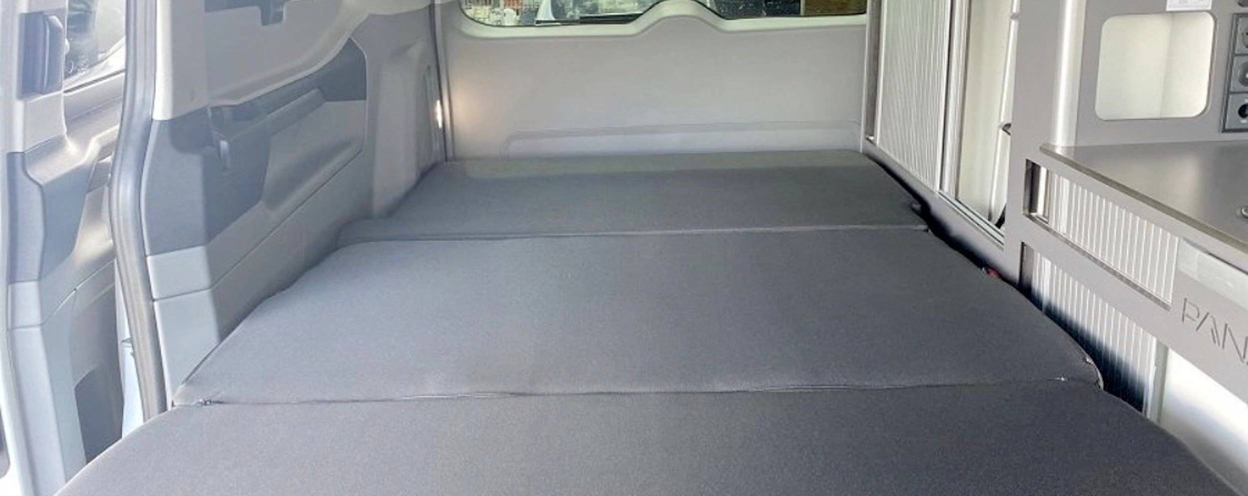 Couchages Ford Transit Custom 2,0 l 130 ch - Yescapa