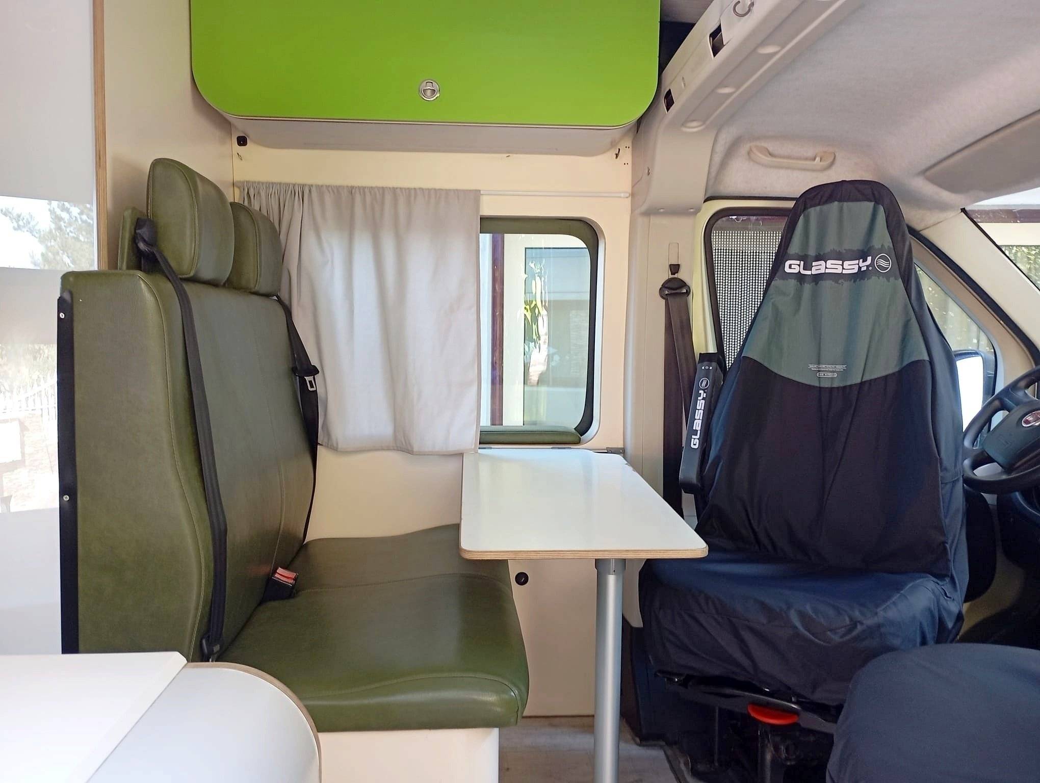 Dining Area Fiat FIAT DUCATO - Yescapa