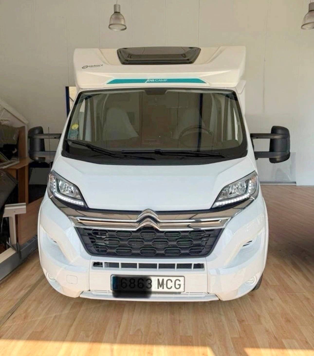 Vista del vehículo ángulo delantero Citroën OTROS - Yescapa