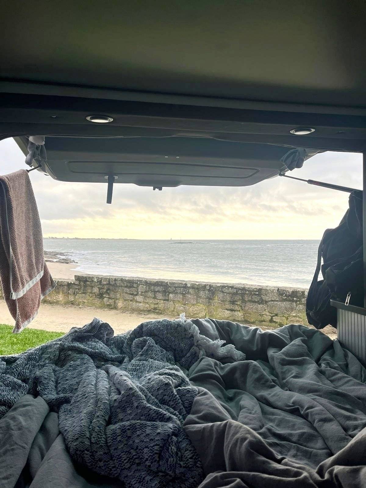 Kochnische Renault Trafic - Yescapa