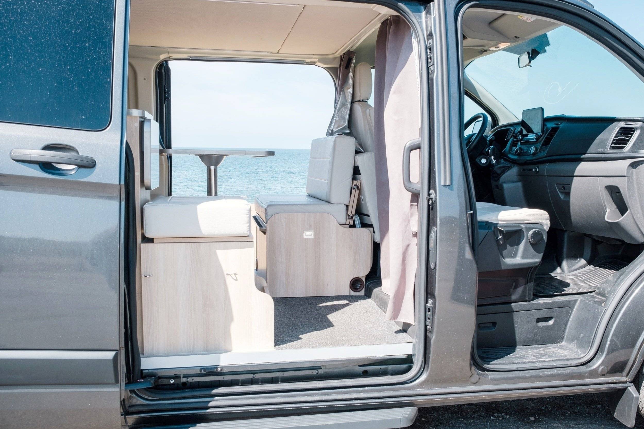 Ford Custom 2,0 l 130 ch