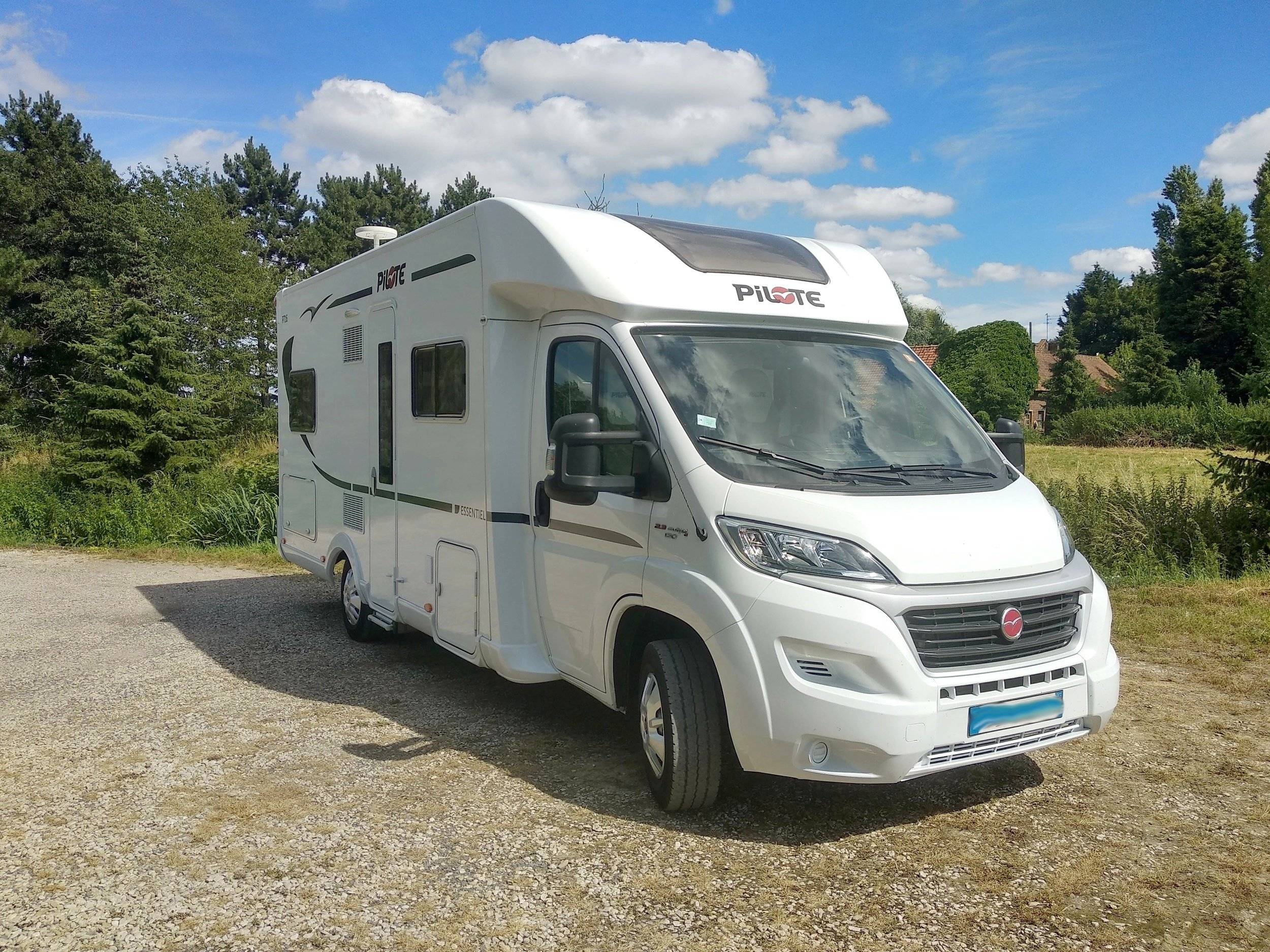 Pilote P716 P Essentiel