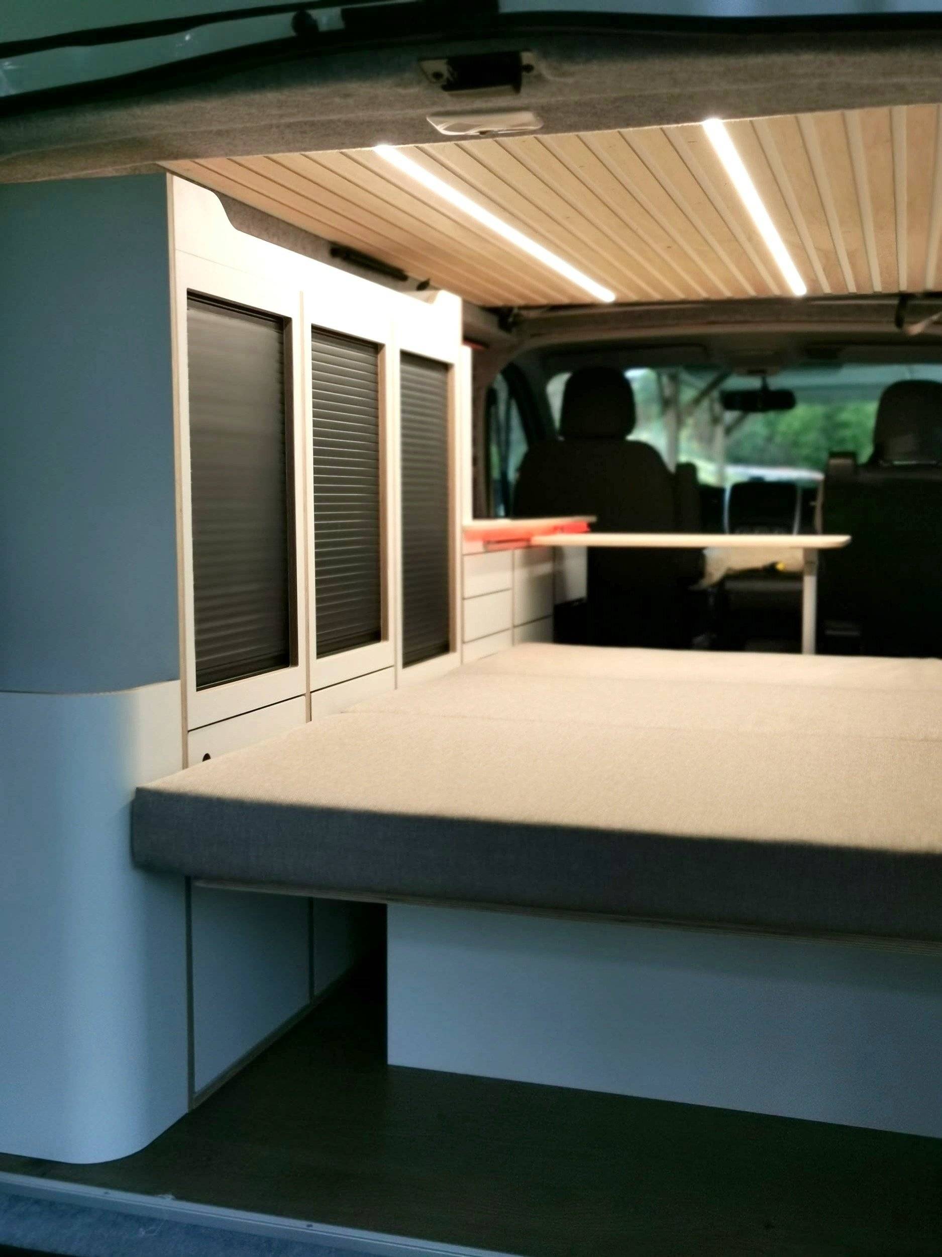 Slaapplaatsen Renault Trafic L2H1 2 l 120 ch - Yescapa