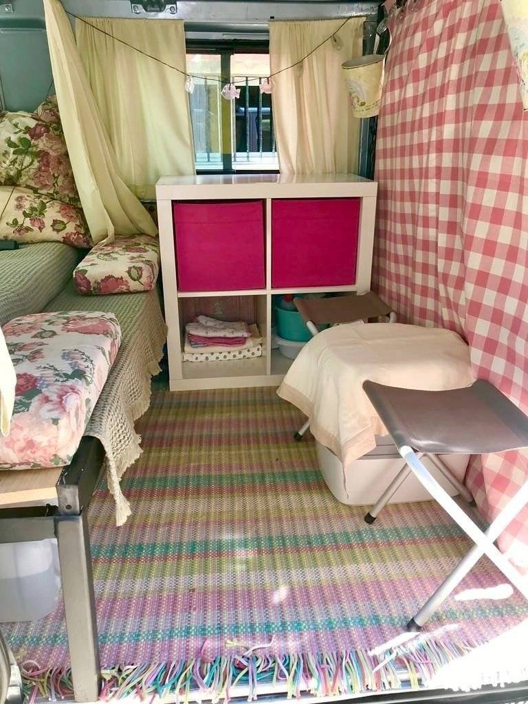 Custo Van Transporter