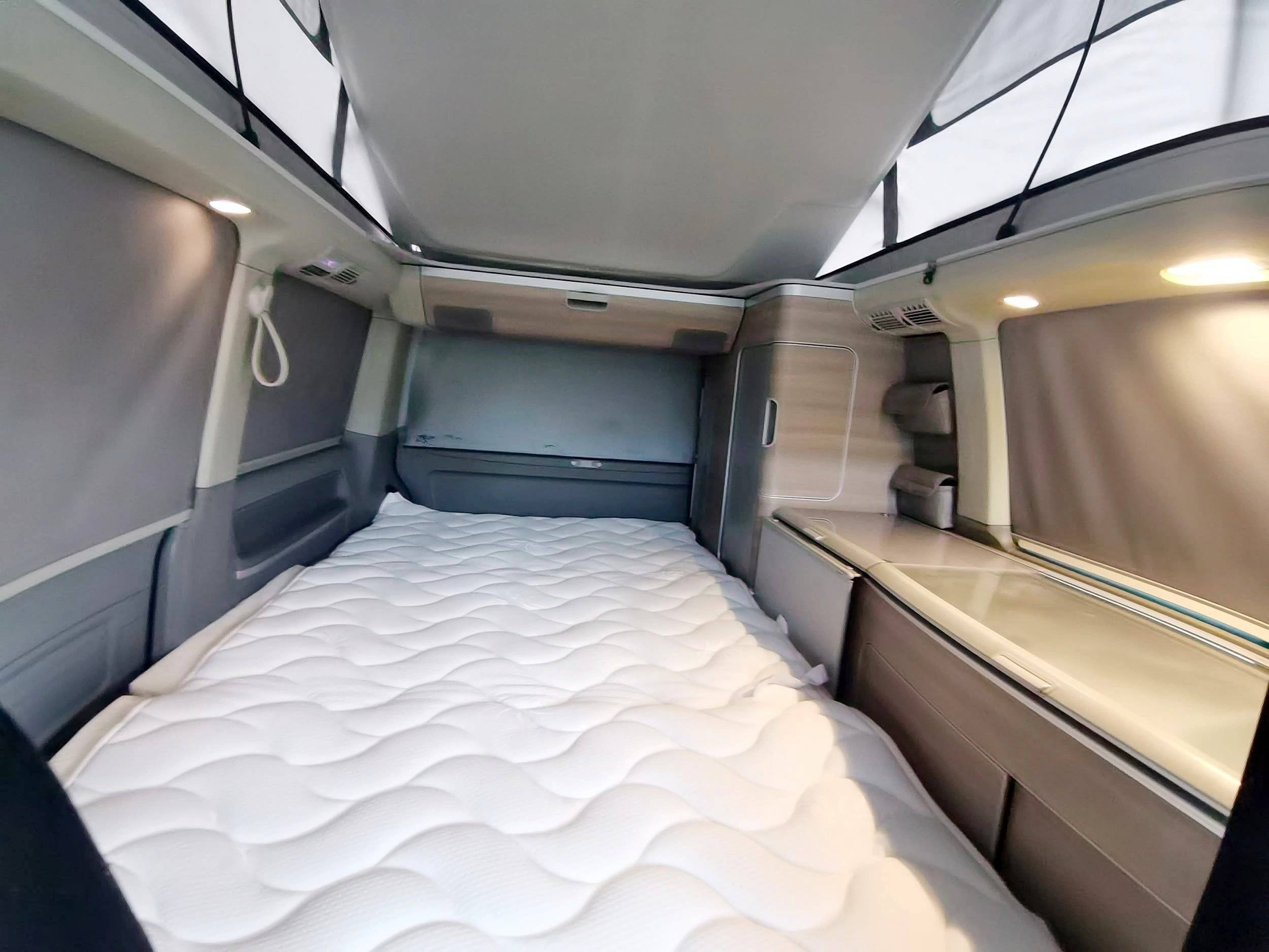 Westfalia Volkswagen T5 California 140ch